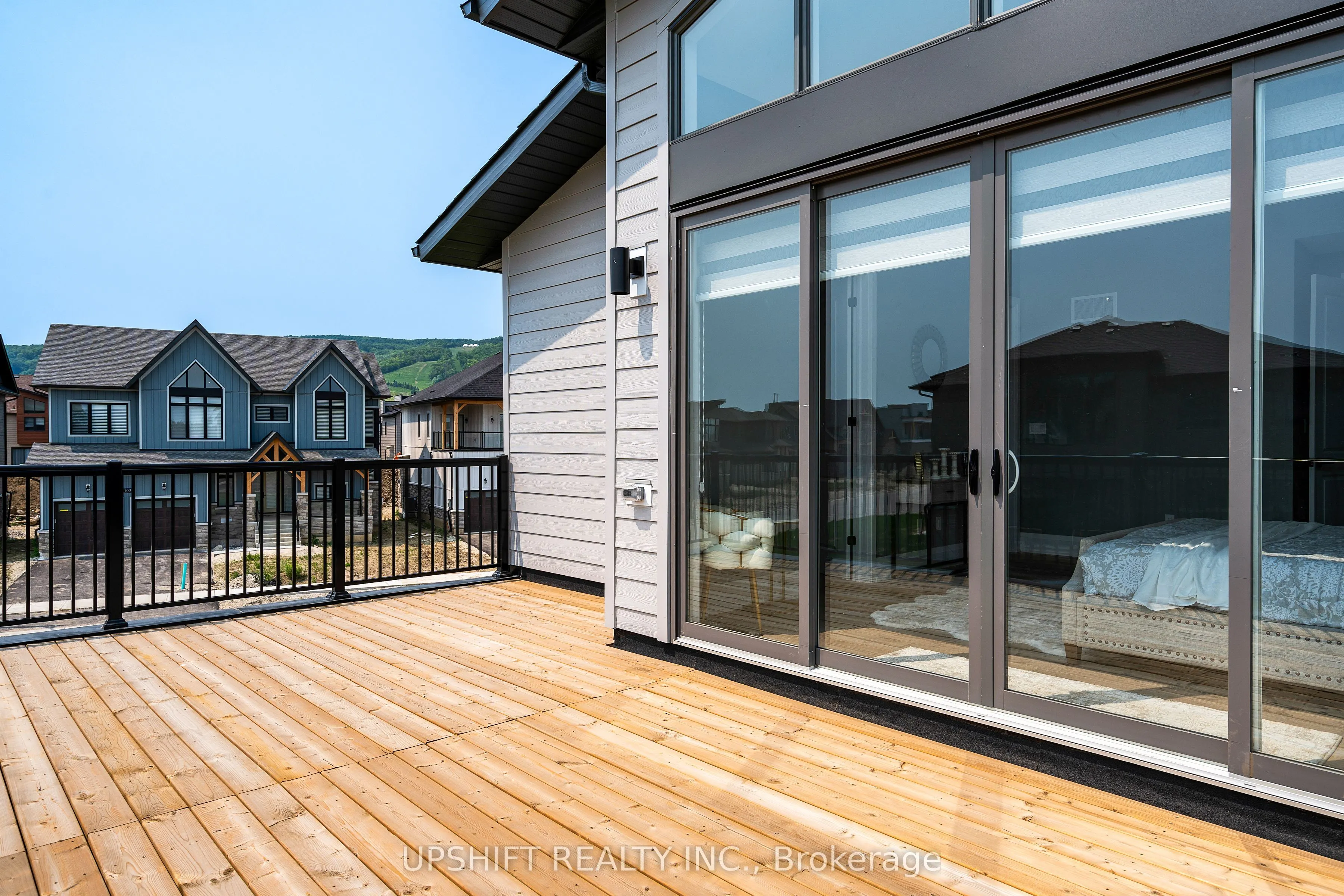 141 Springside Crescent
