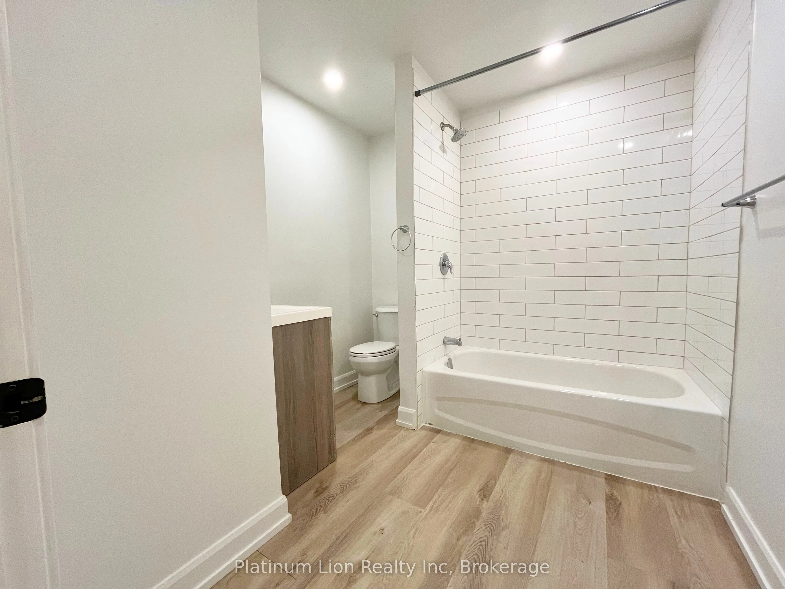 24-26 Cayuga Street, #26A