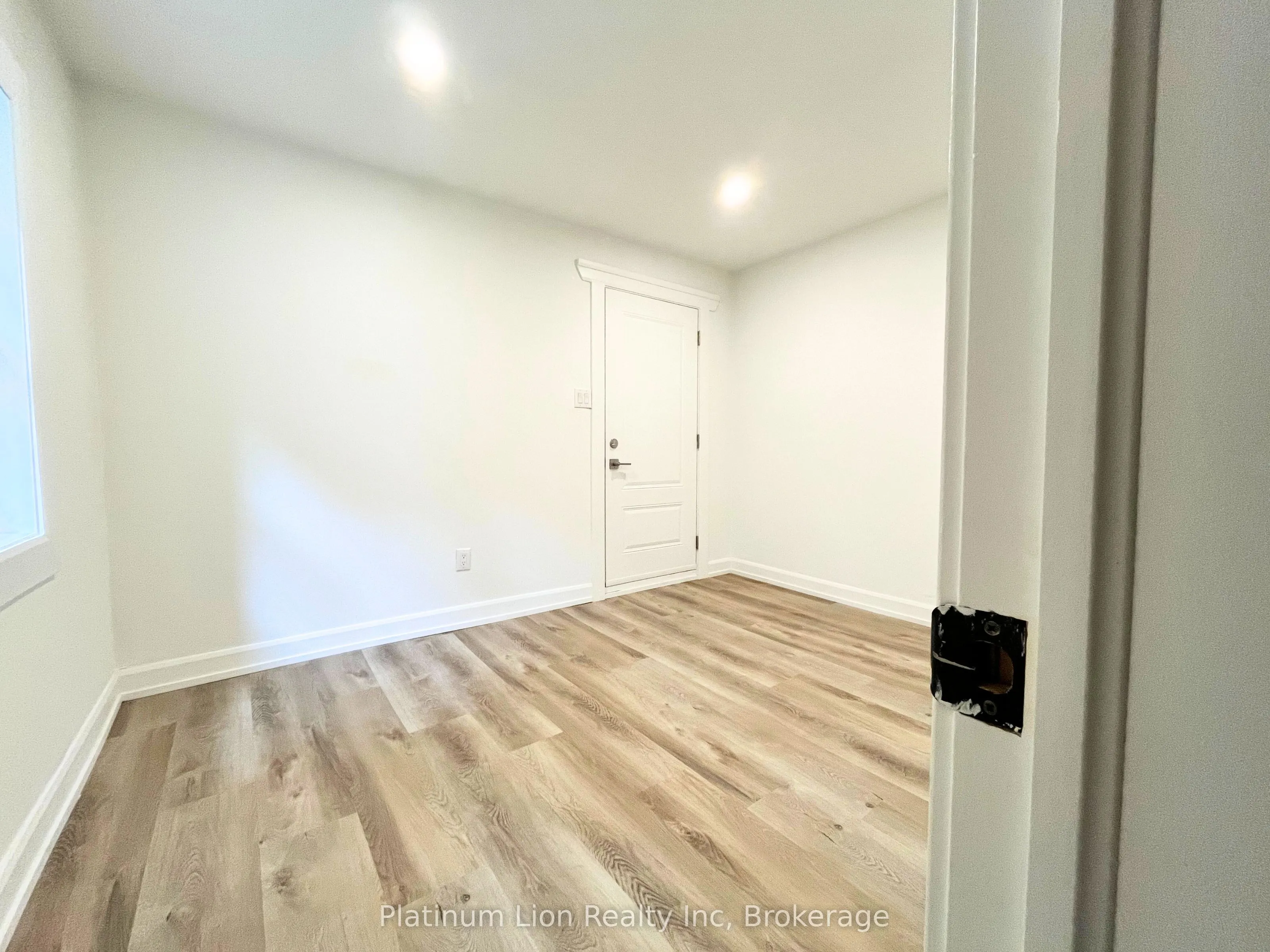 24-26 Cayuga Street, #26A