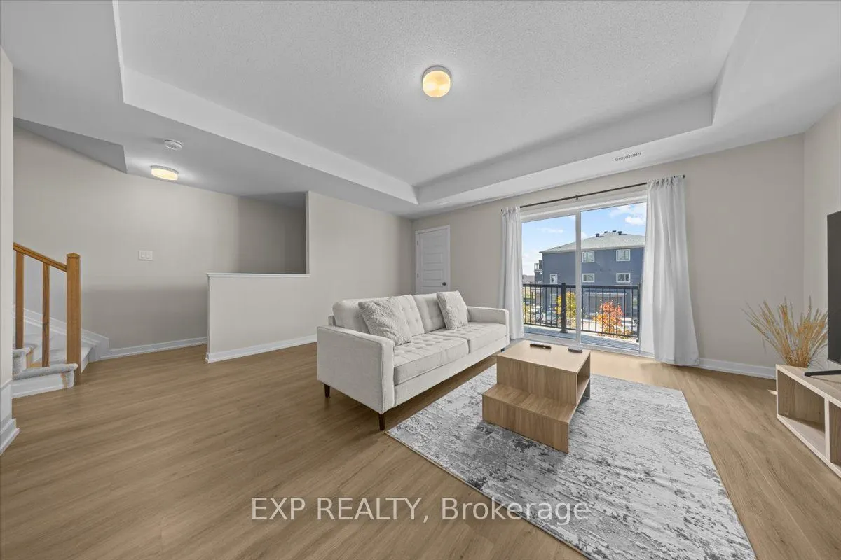 561 Entourage Private, #561