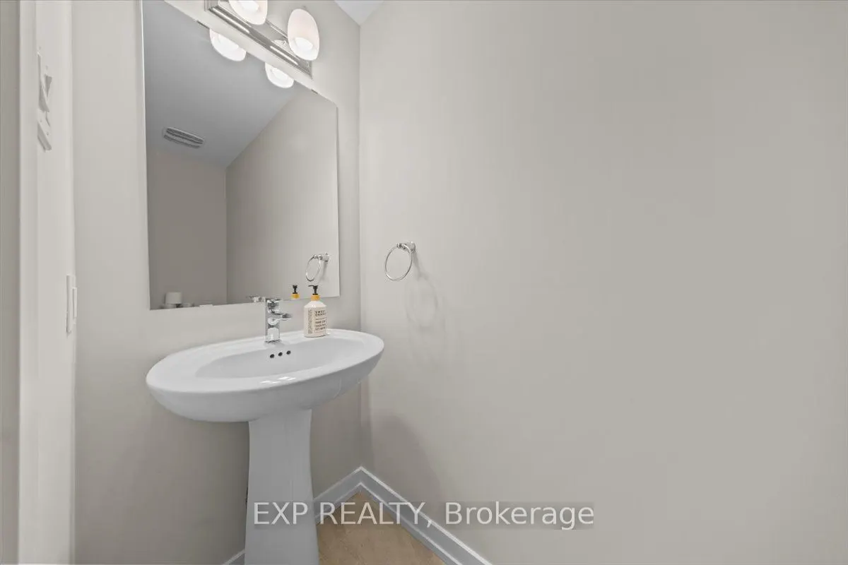 561 Entourage Private, #561