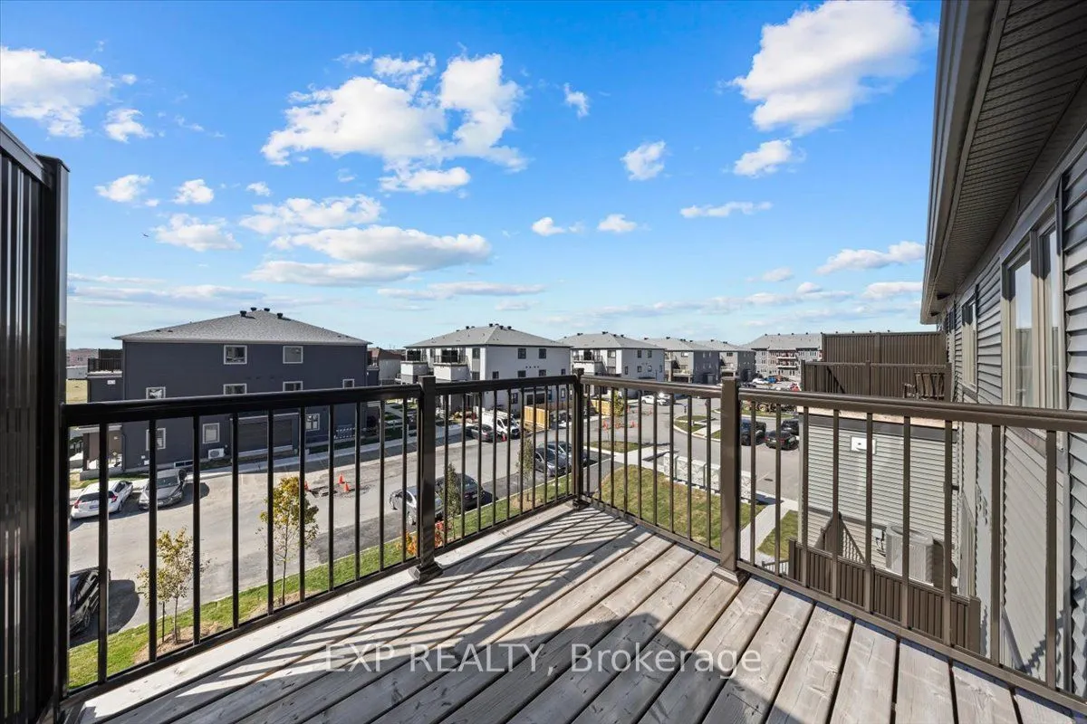 561 Entourage Private, #561