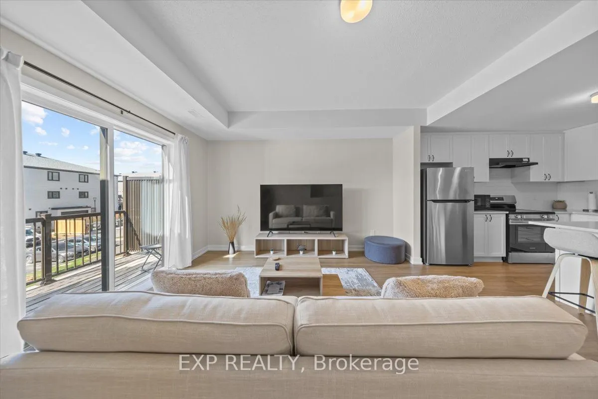561 Entourage Private, #561