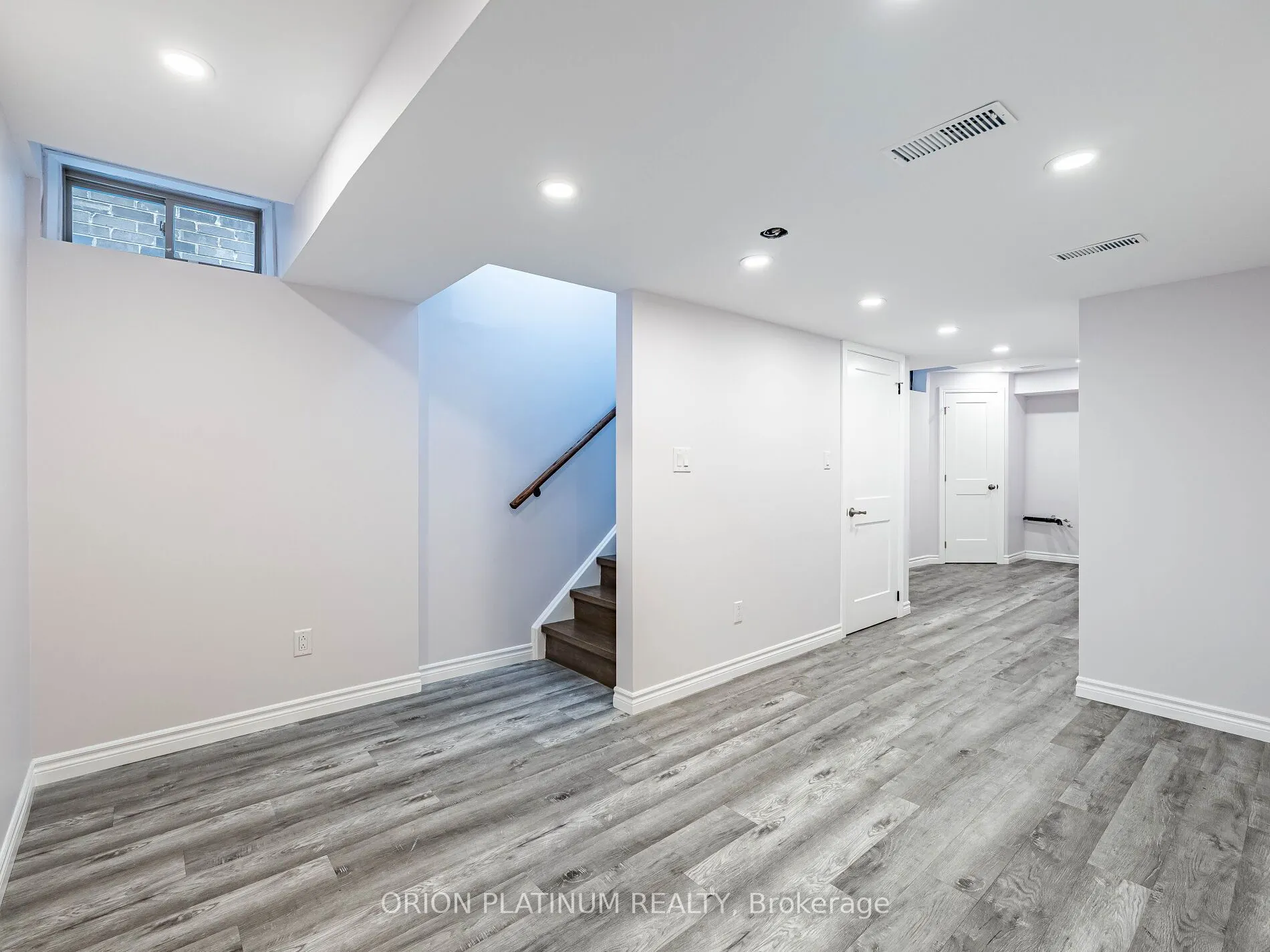 12 Bradshaw Drive