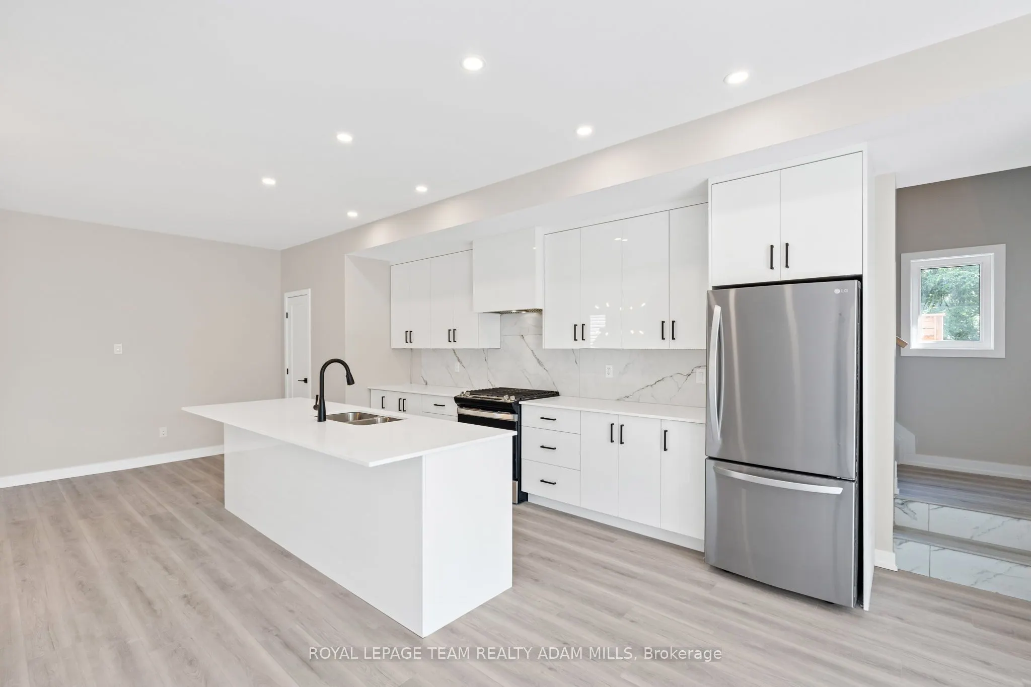 306 Lanark Avenue, #A