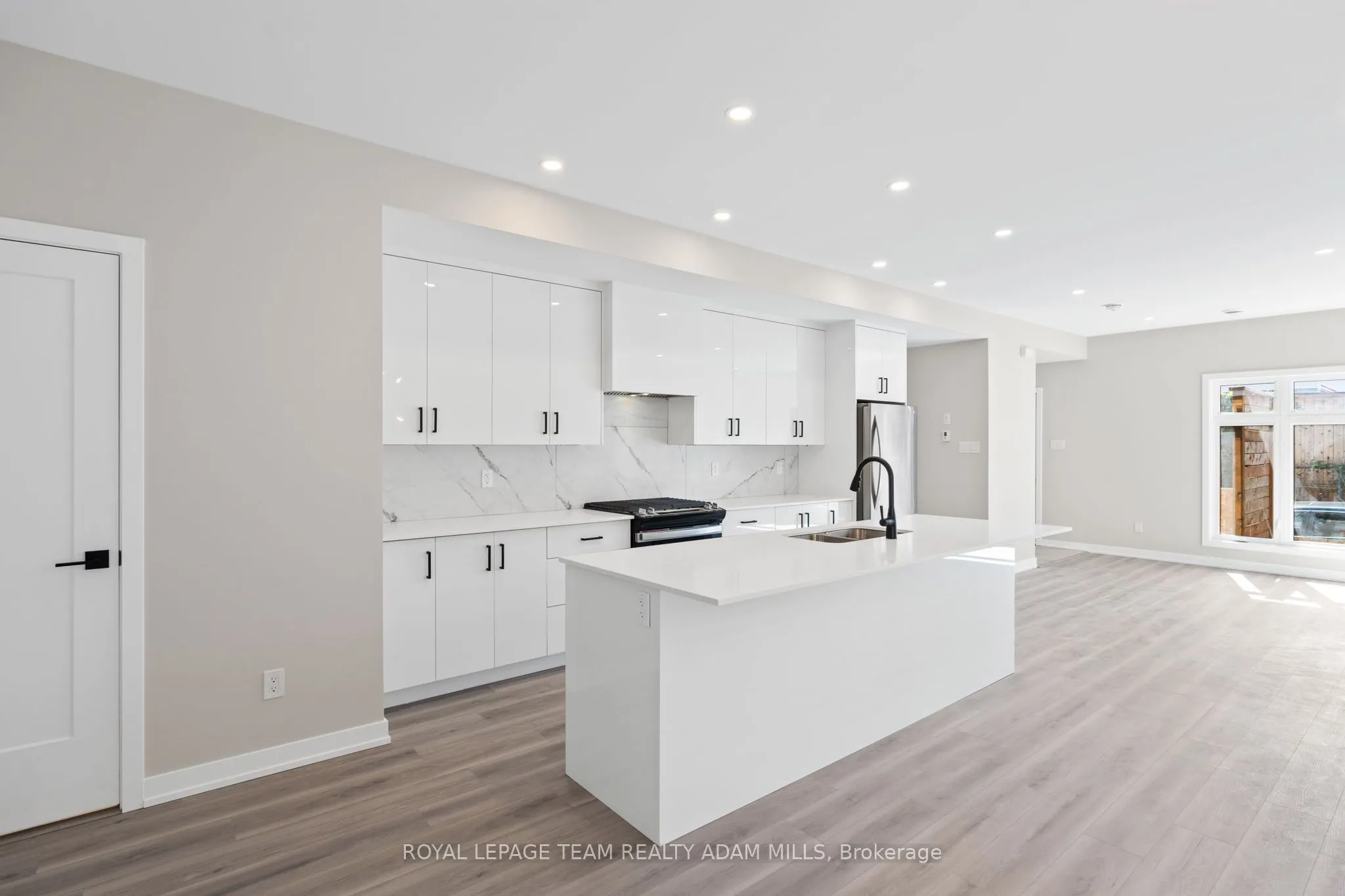 306 Lanark Avenue, #A