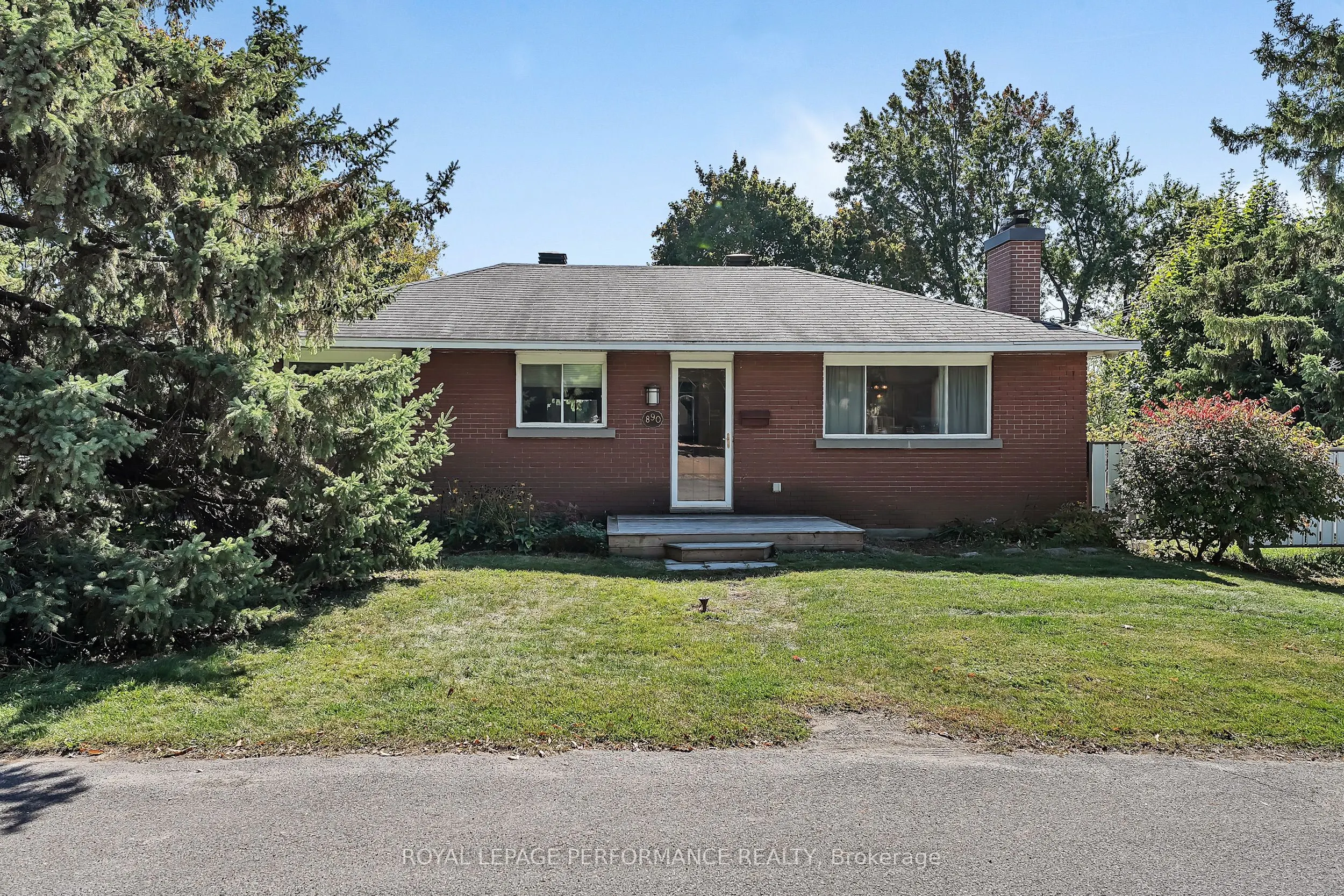 890 Bermuda Avenue