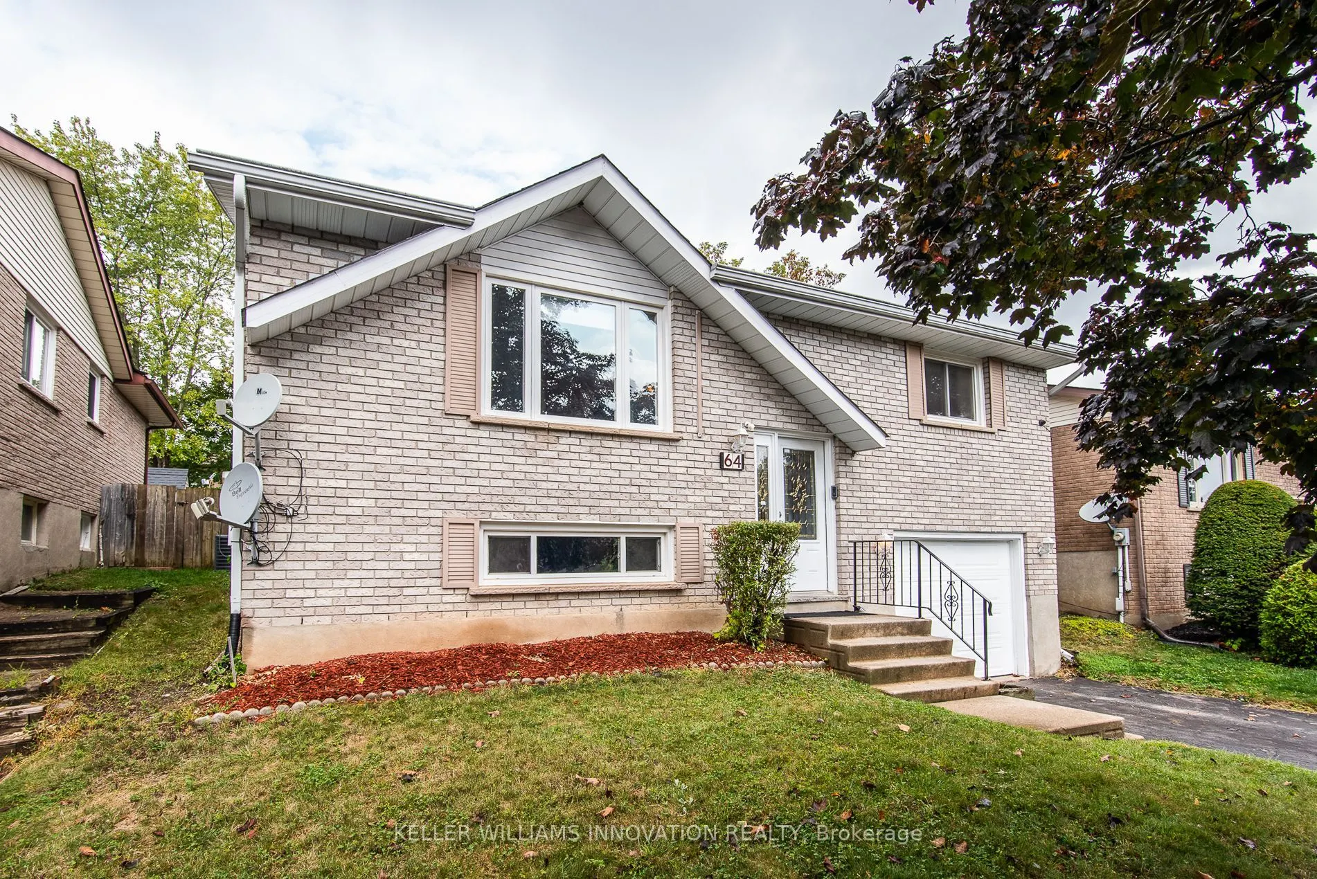 64 Sabrina Crescent