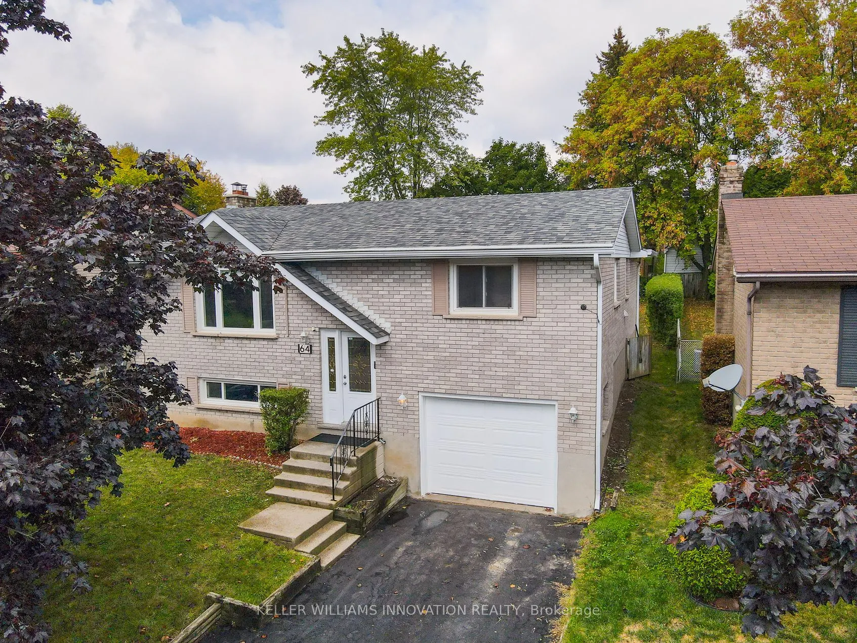 64 Sabrina Crescent