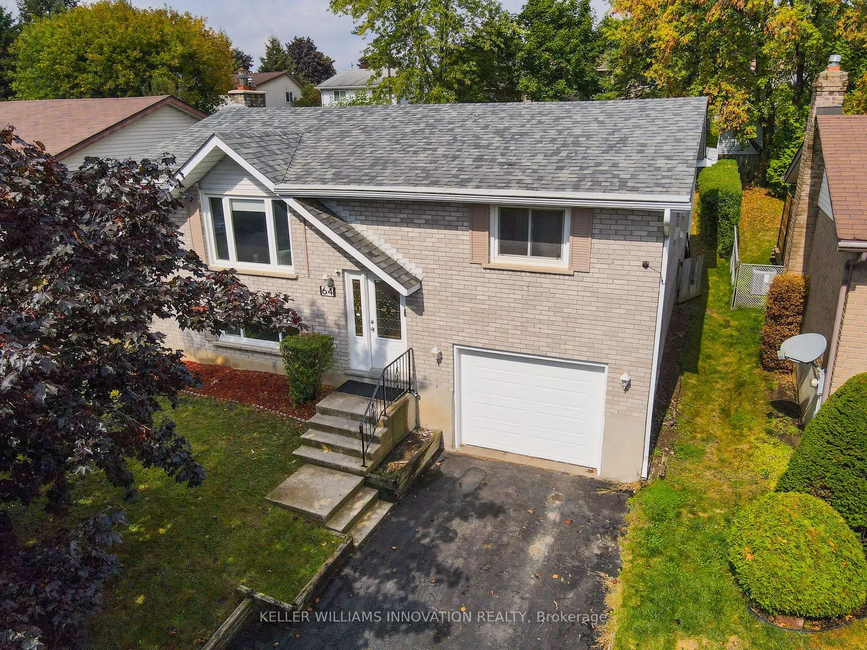 64 Sabrina Crescent
