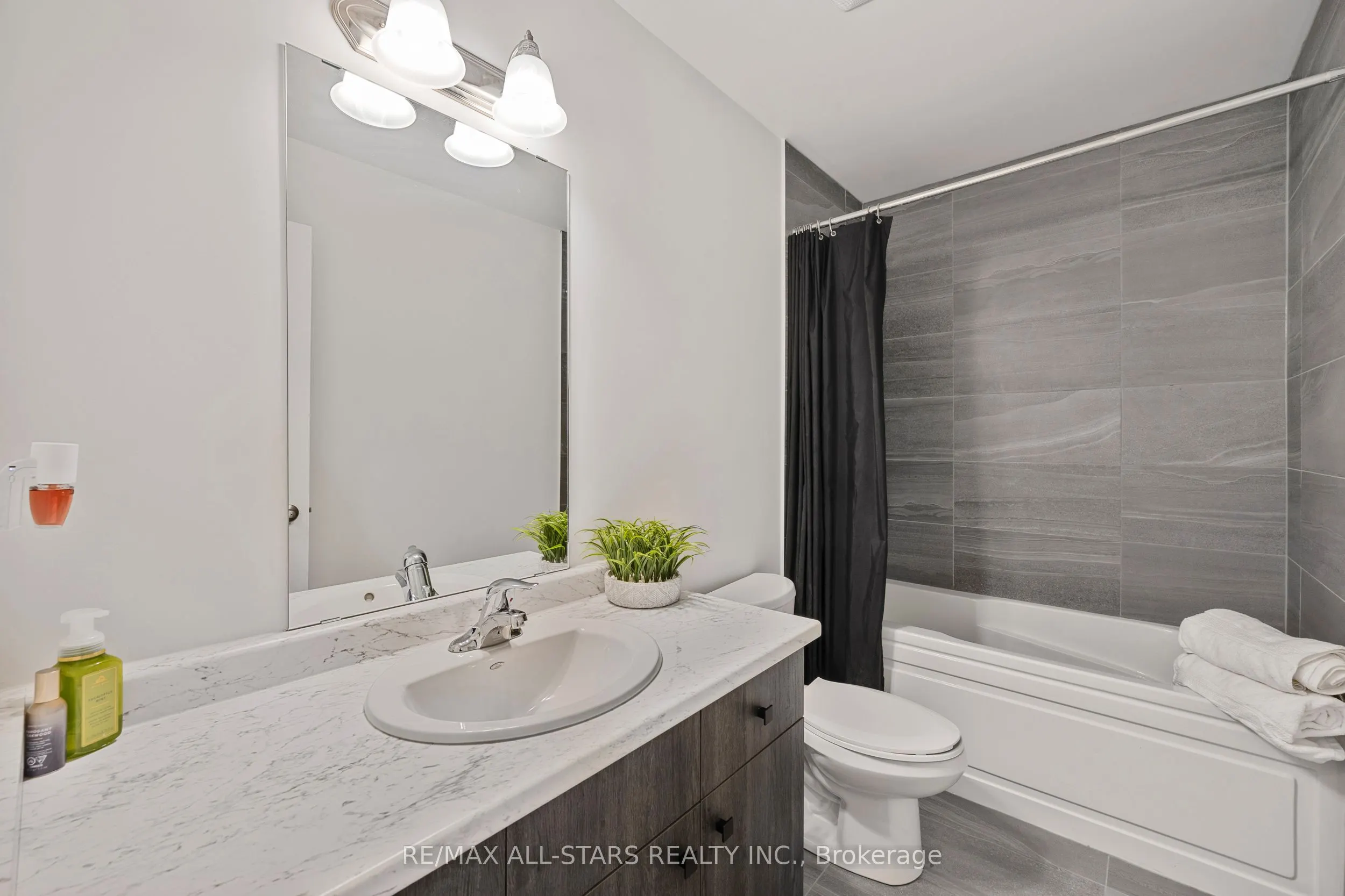 79 Dryden Lane, #79