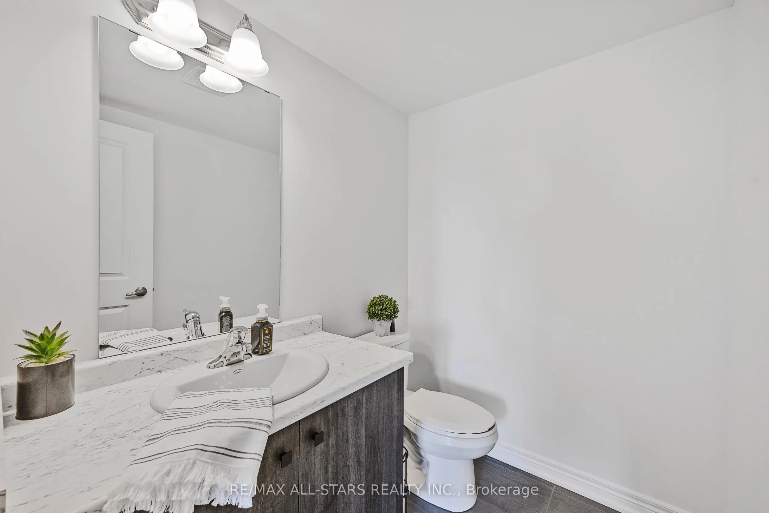 79 Dryden Lane, #79