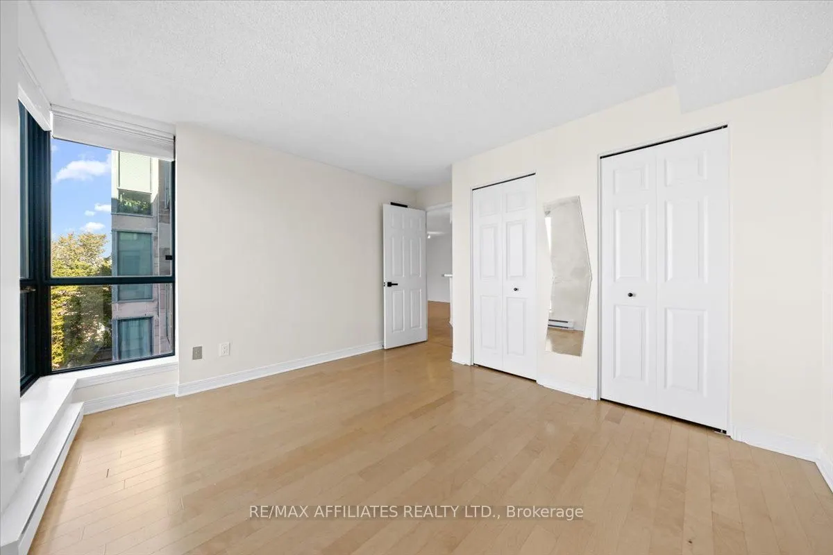 15 Murray Street, #308