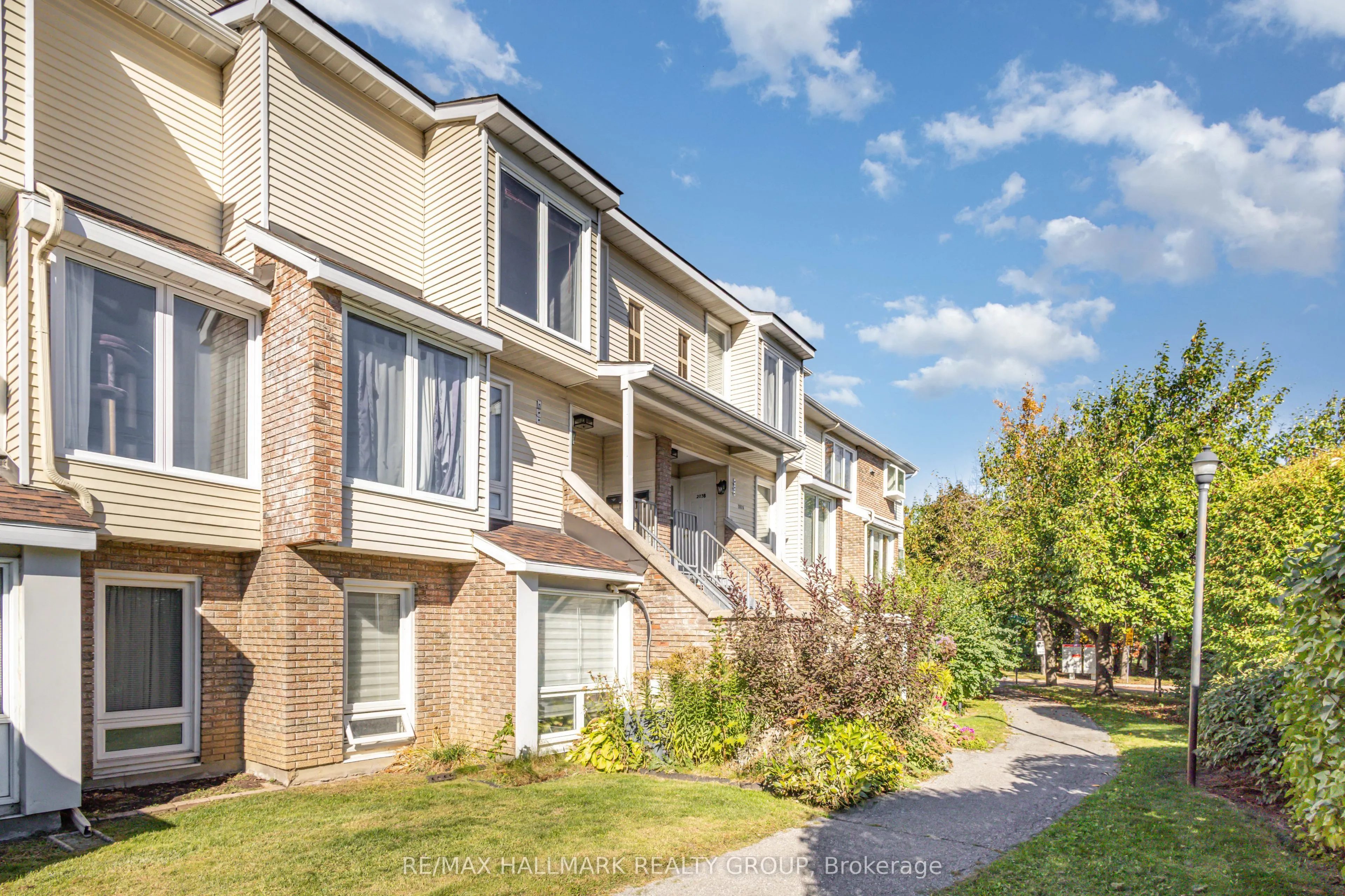 205 Woodfield Drive, #C