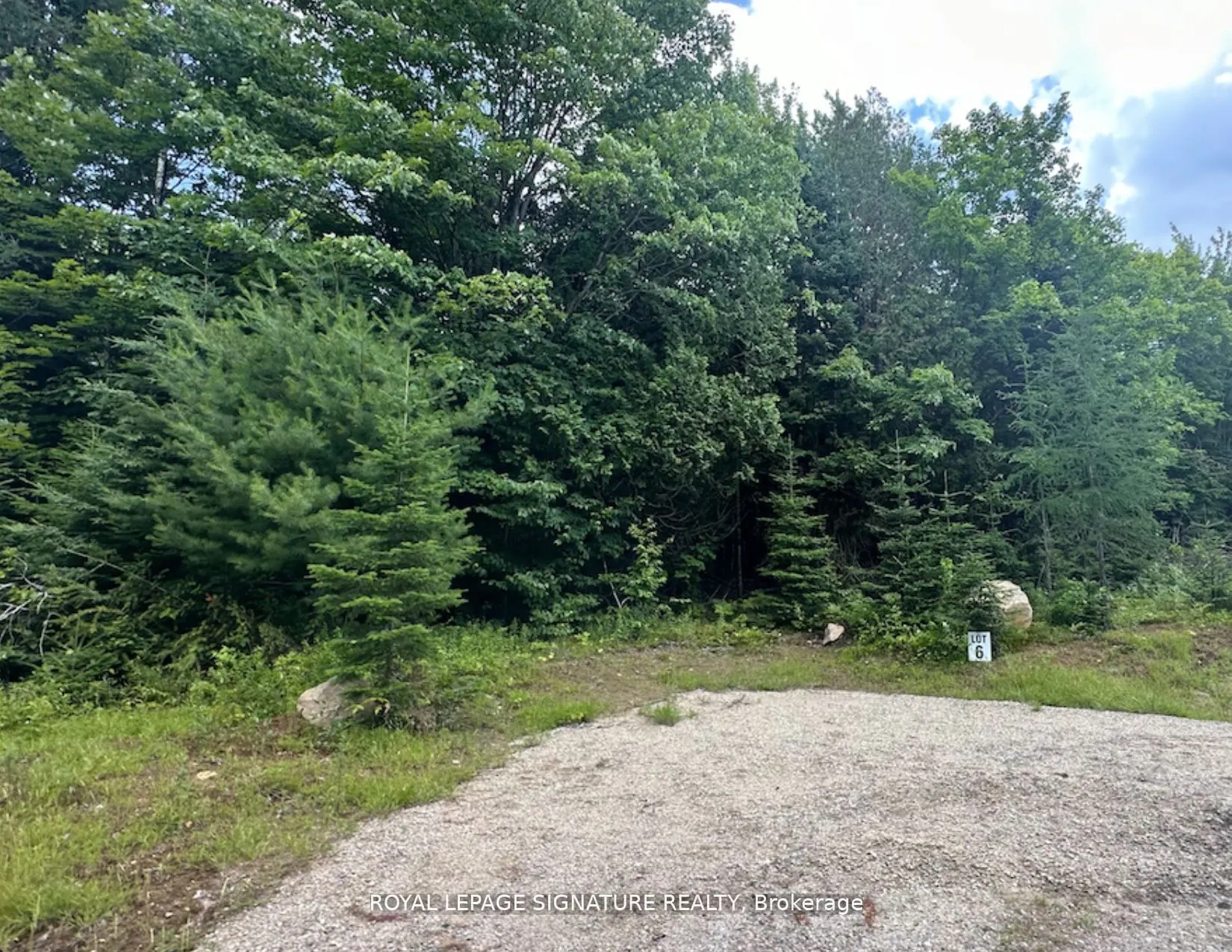 15 Axe Lake Road