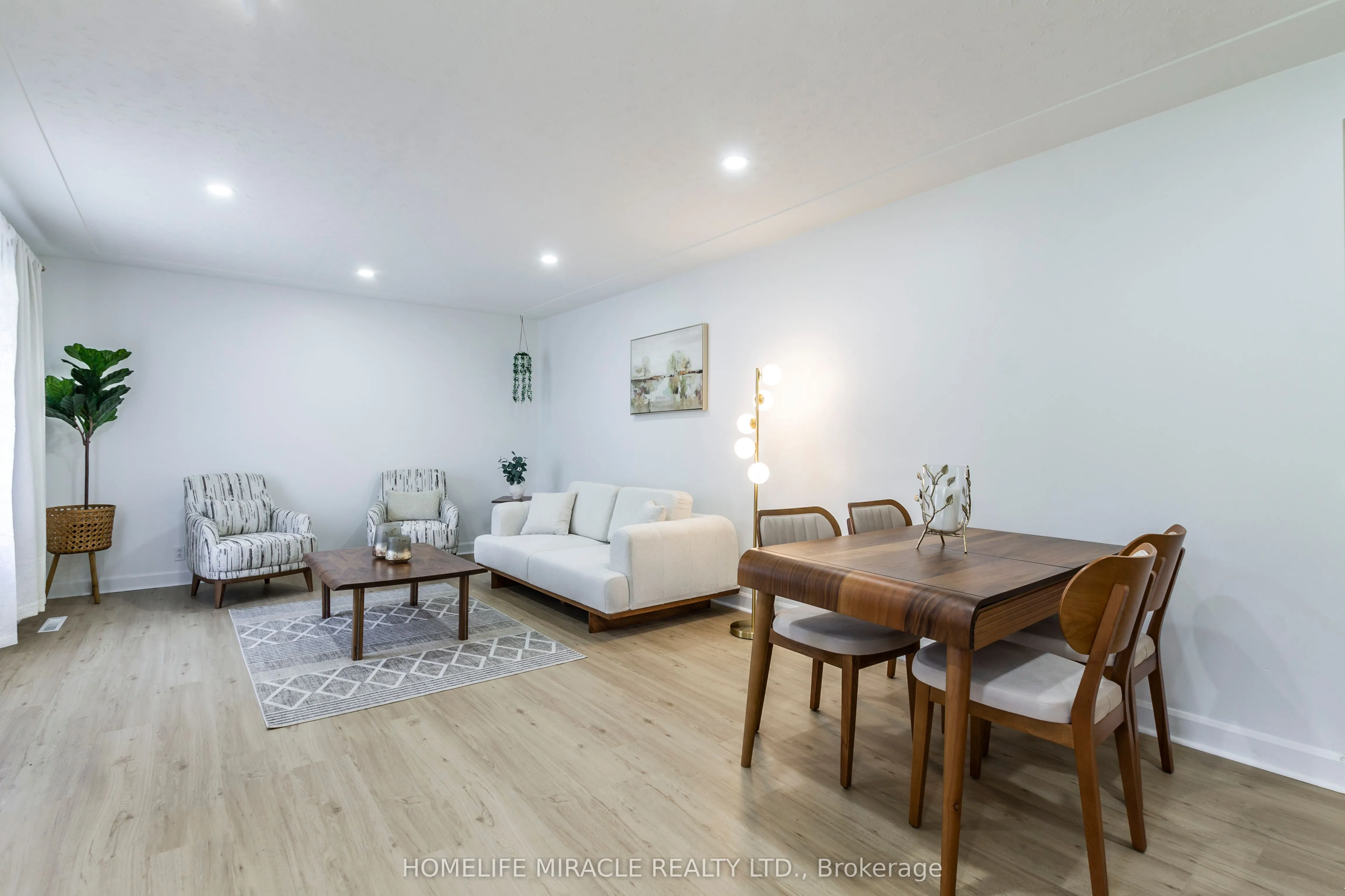 250 Cardigan Street