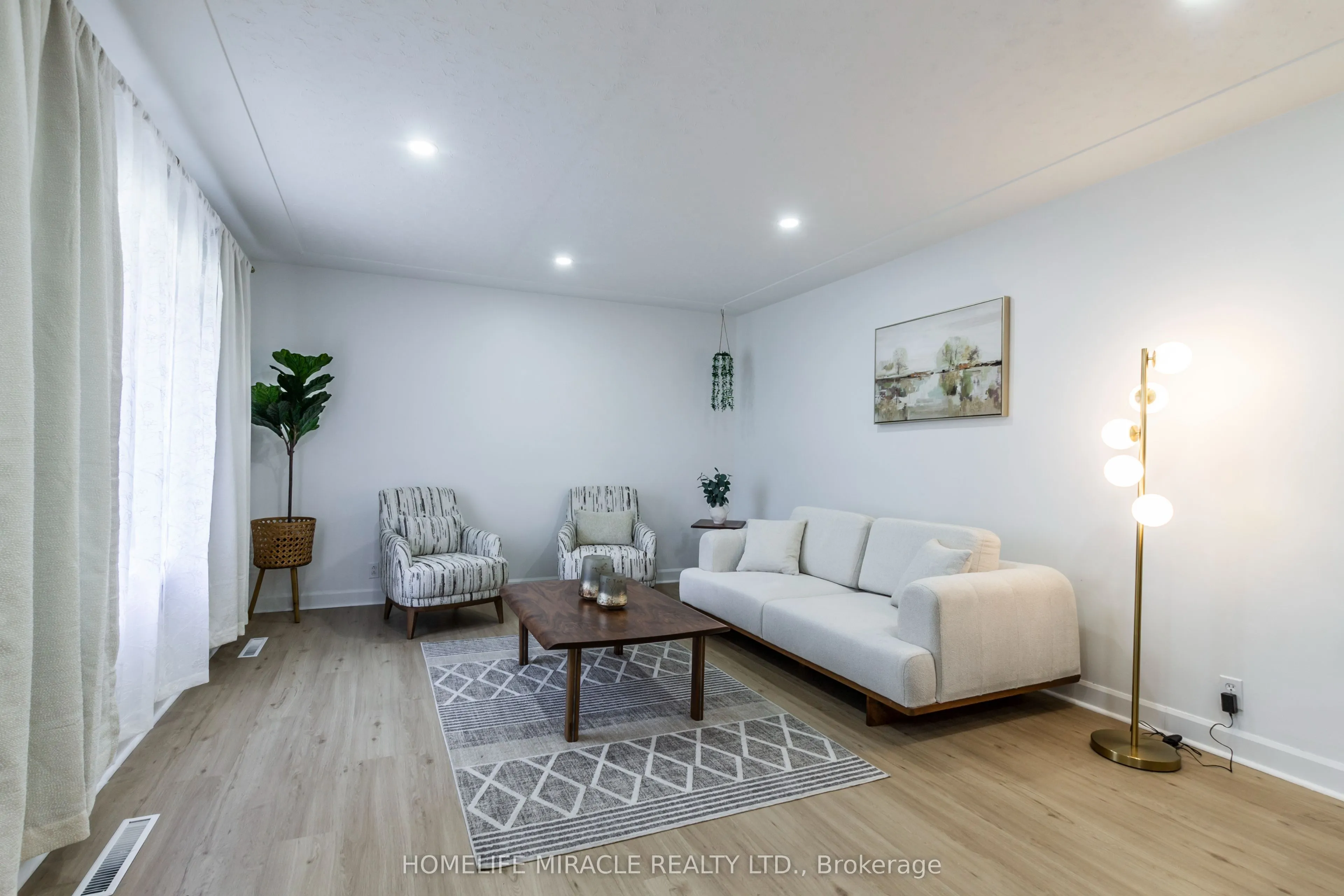 250 Cardigan Street