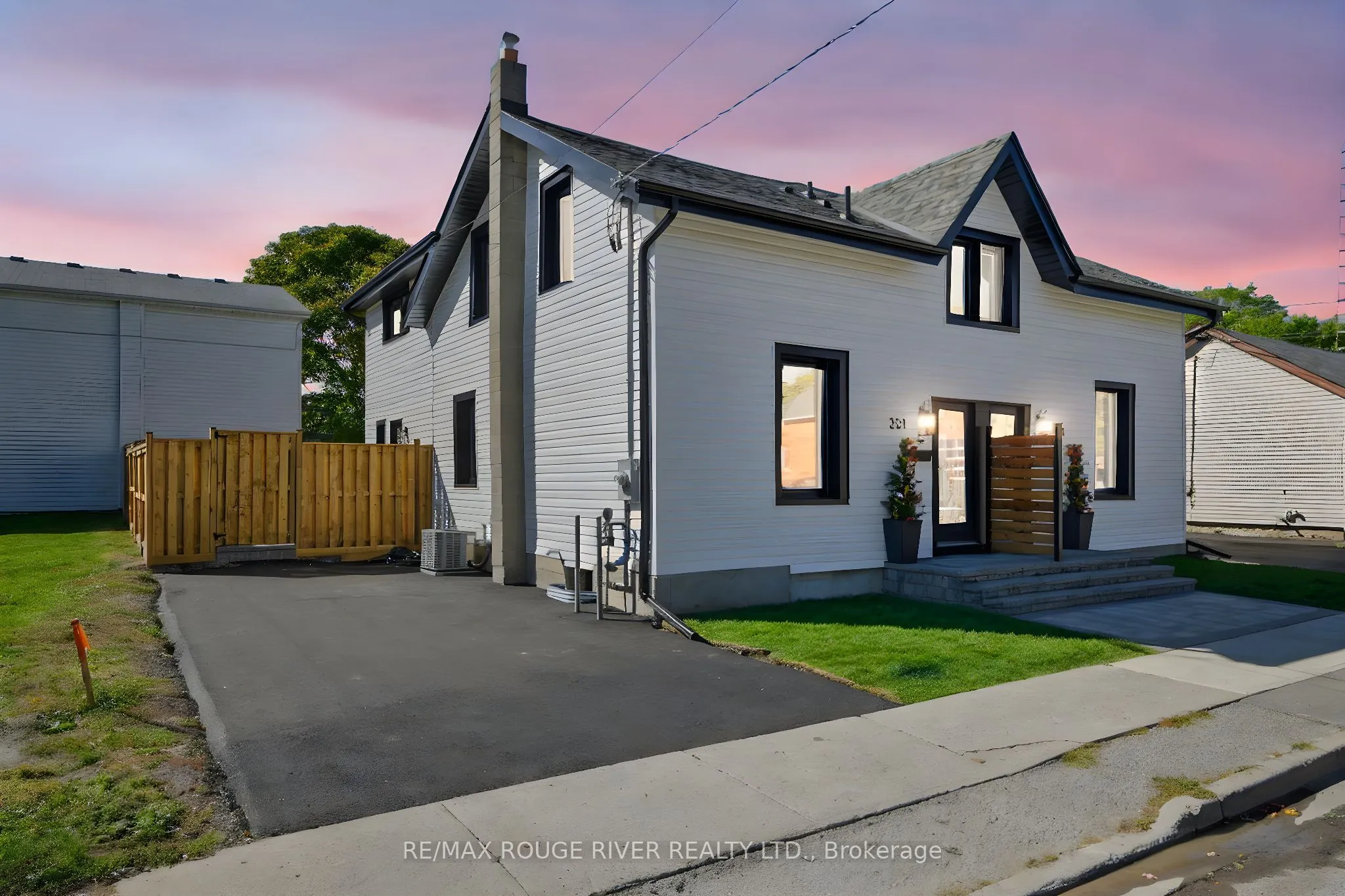 351 John Street