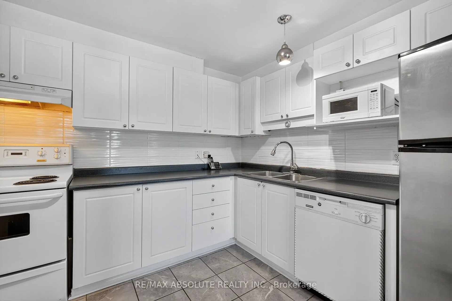 2628 Baseline Road