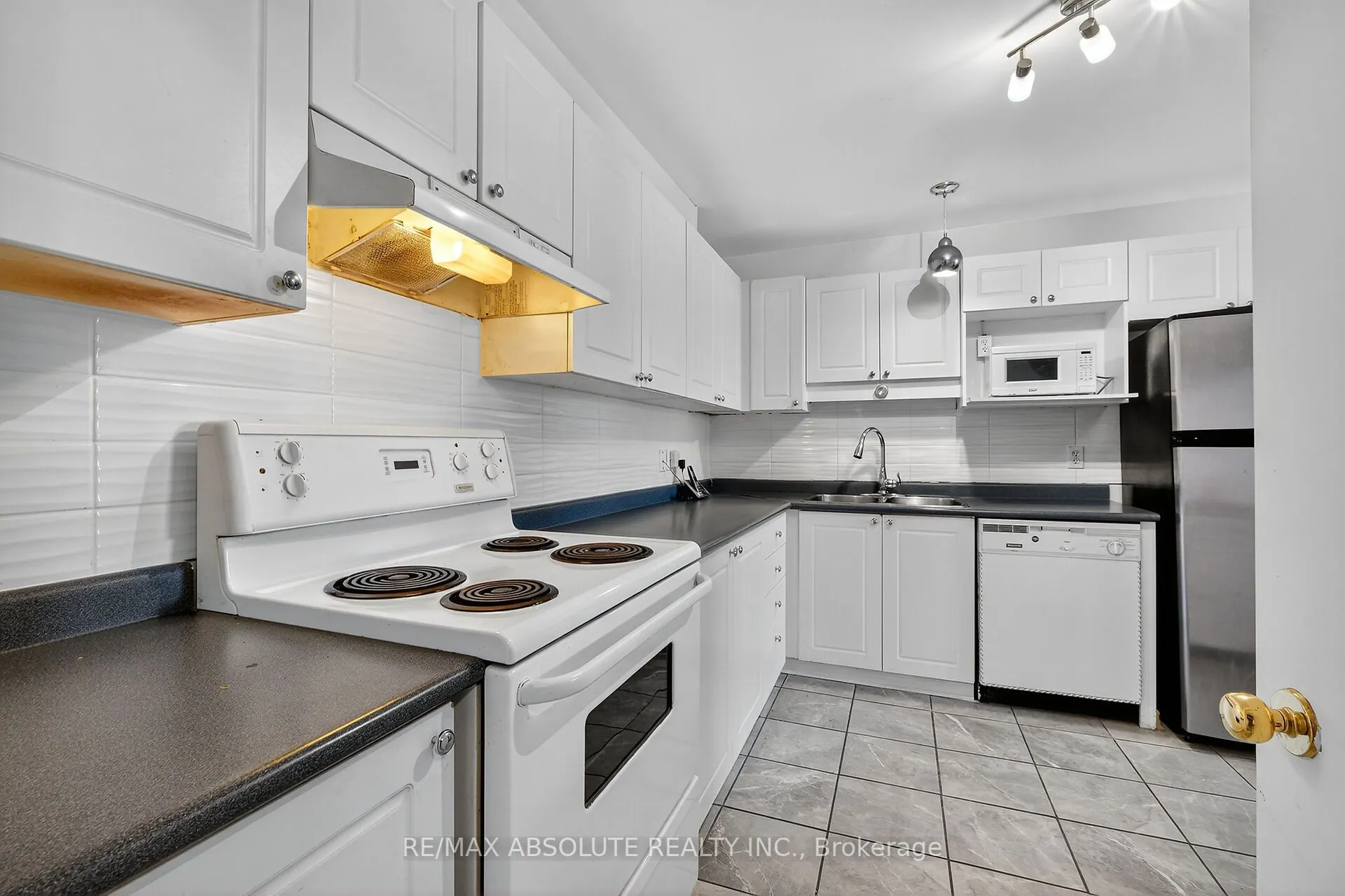 2628 Baseline Road