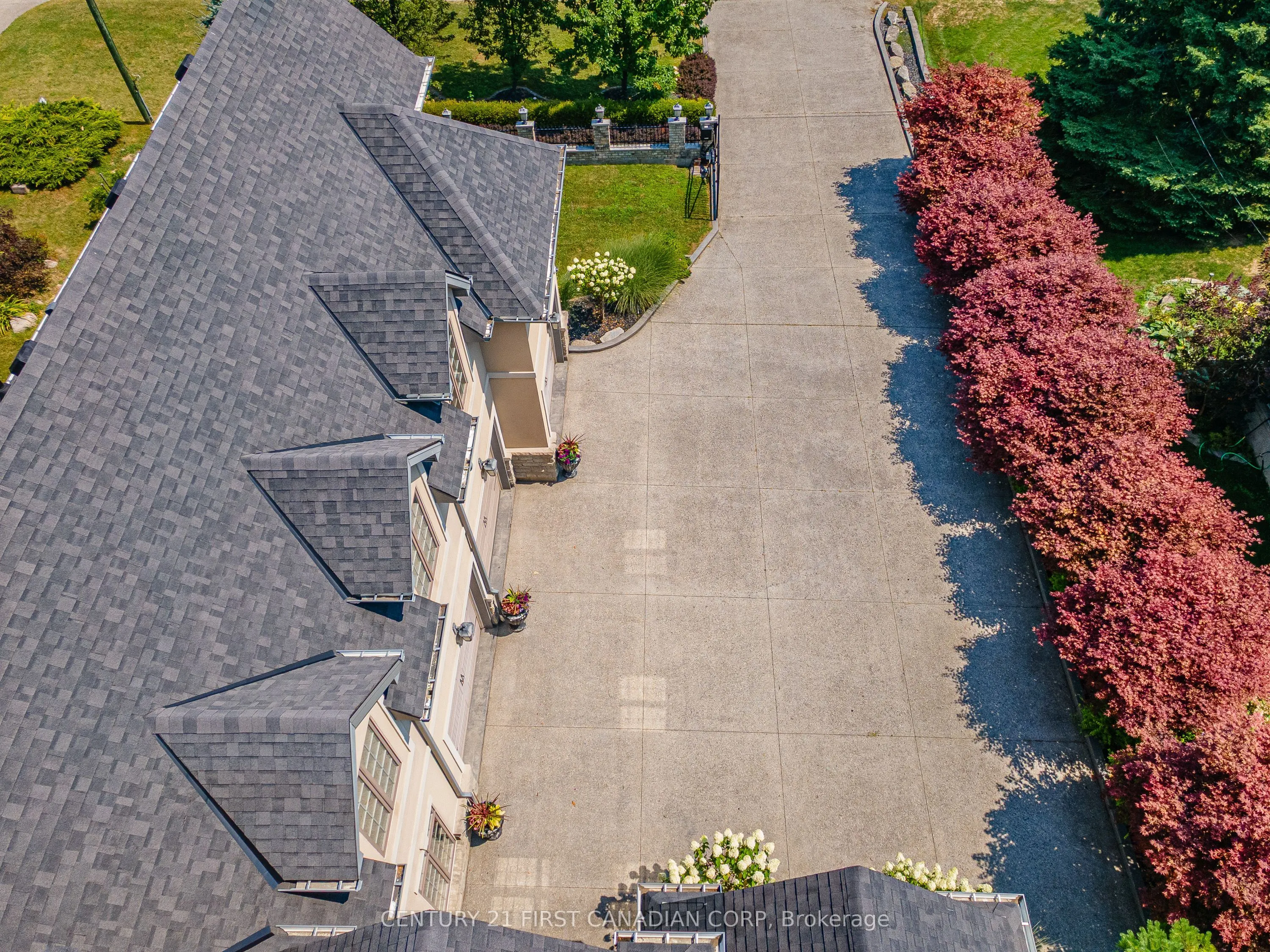 547 Crestwood Drive