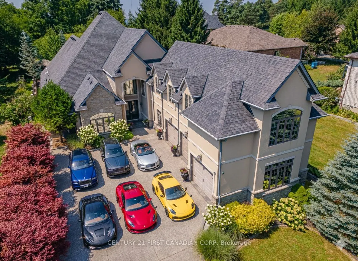 547 Crestwood Drive