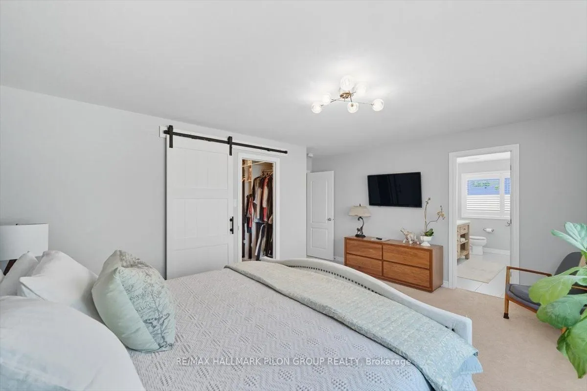 200 Enclave Walk