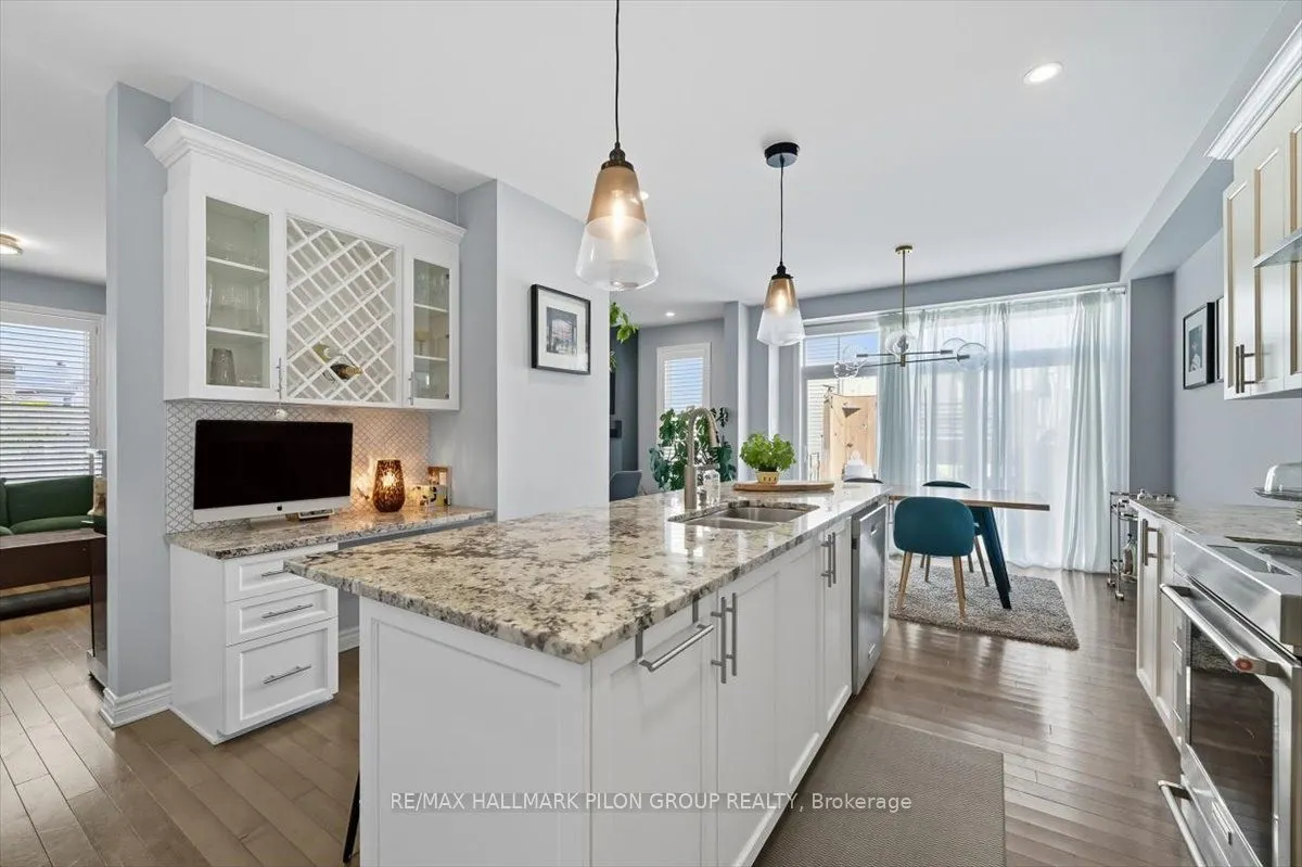 200 Enclave Walk
