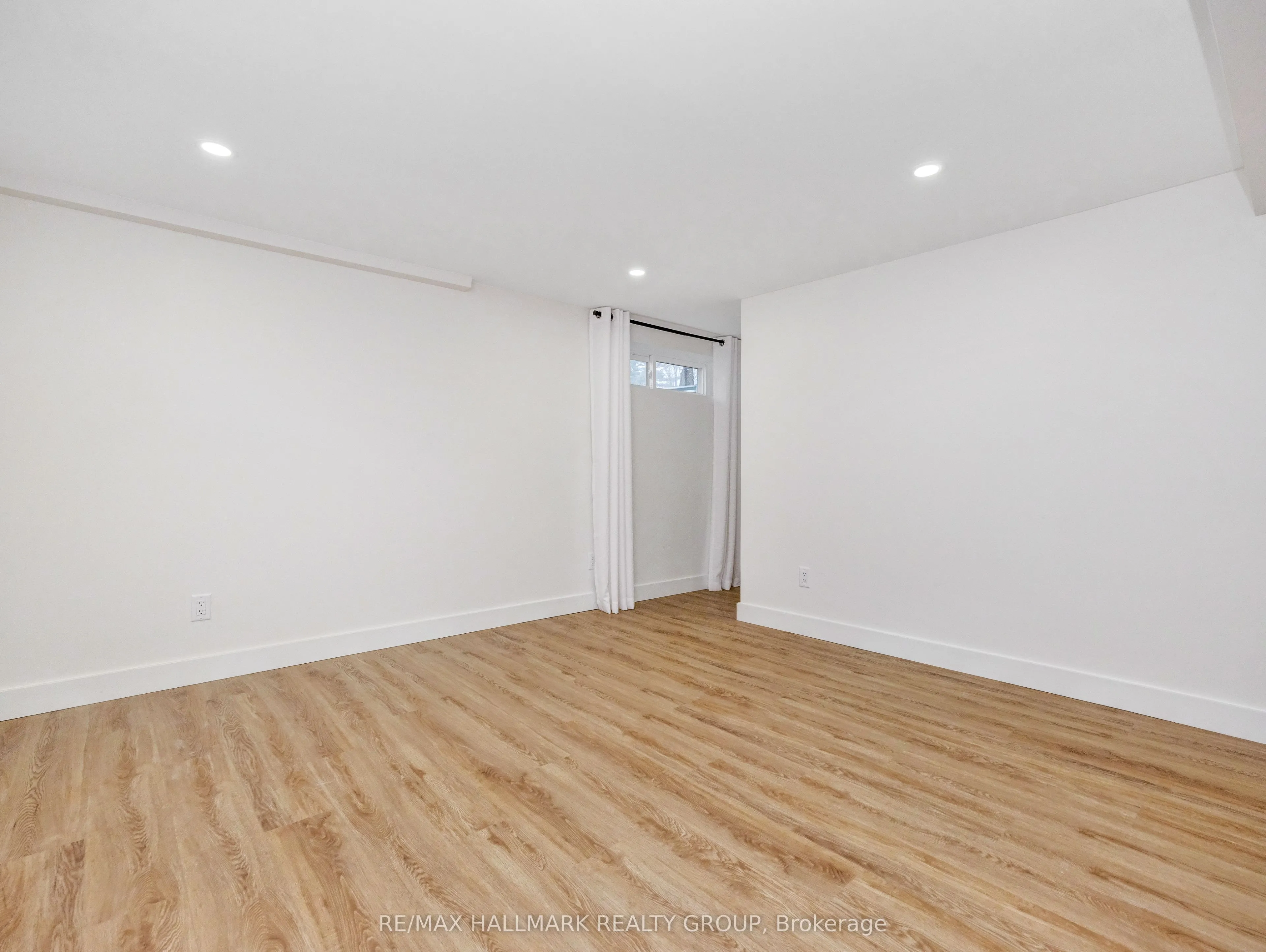 1913 Tweed Avenue