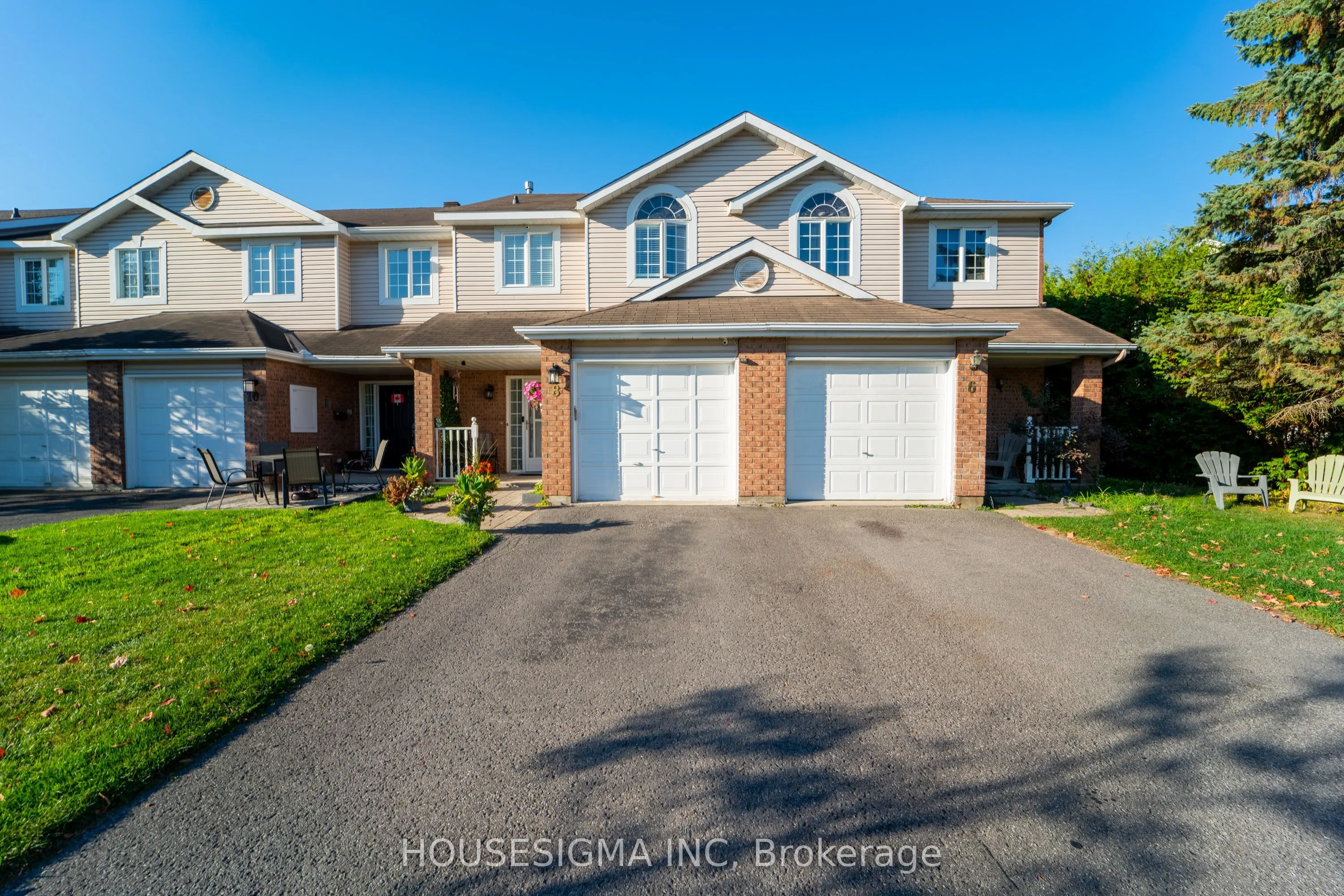 8 Hodgson Court