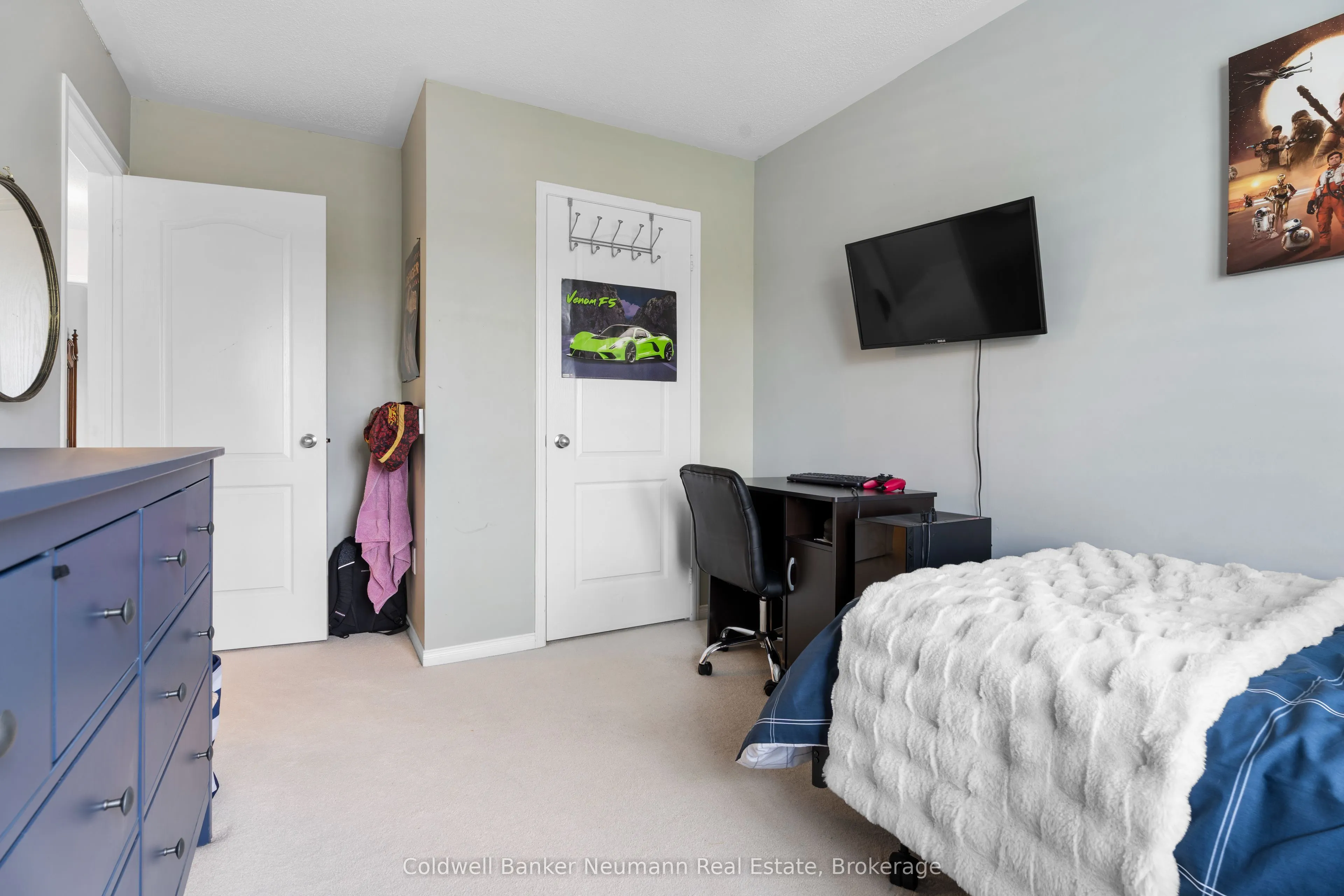 1035 Victoria Road S, #71