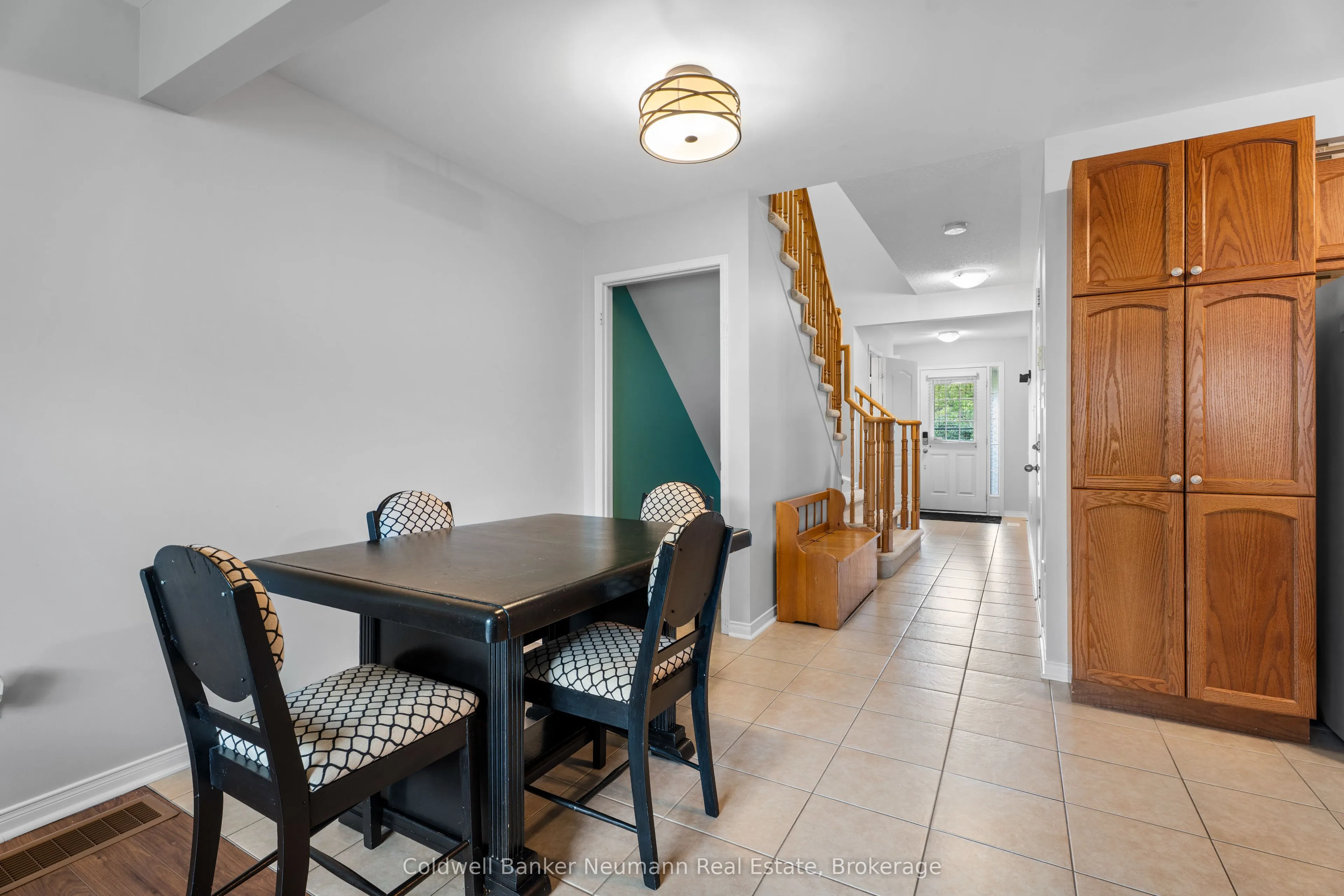 1035 Victoria Road S, #71