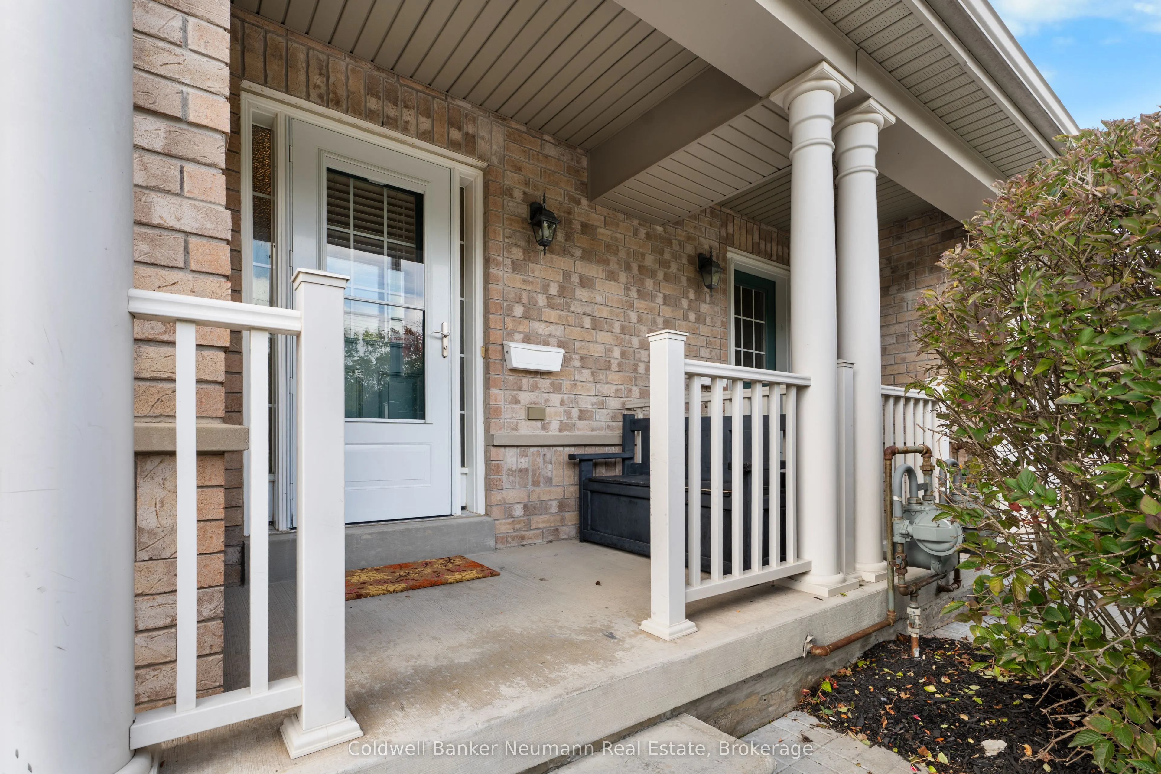 1035 Victoria Road S, #71