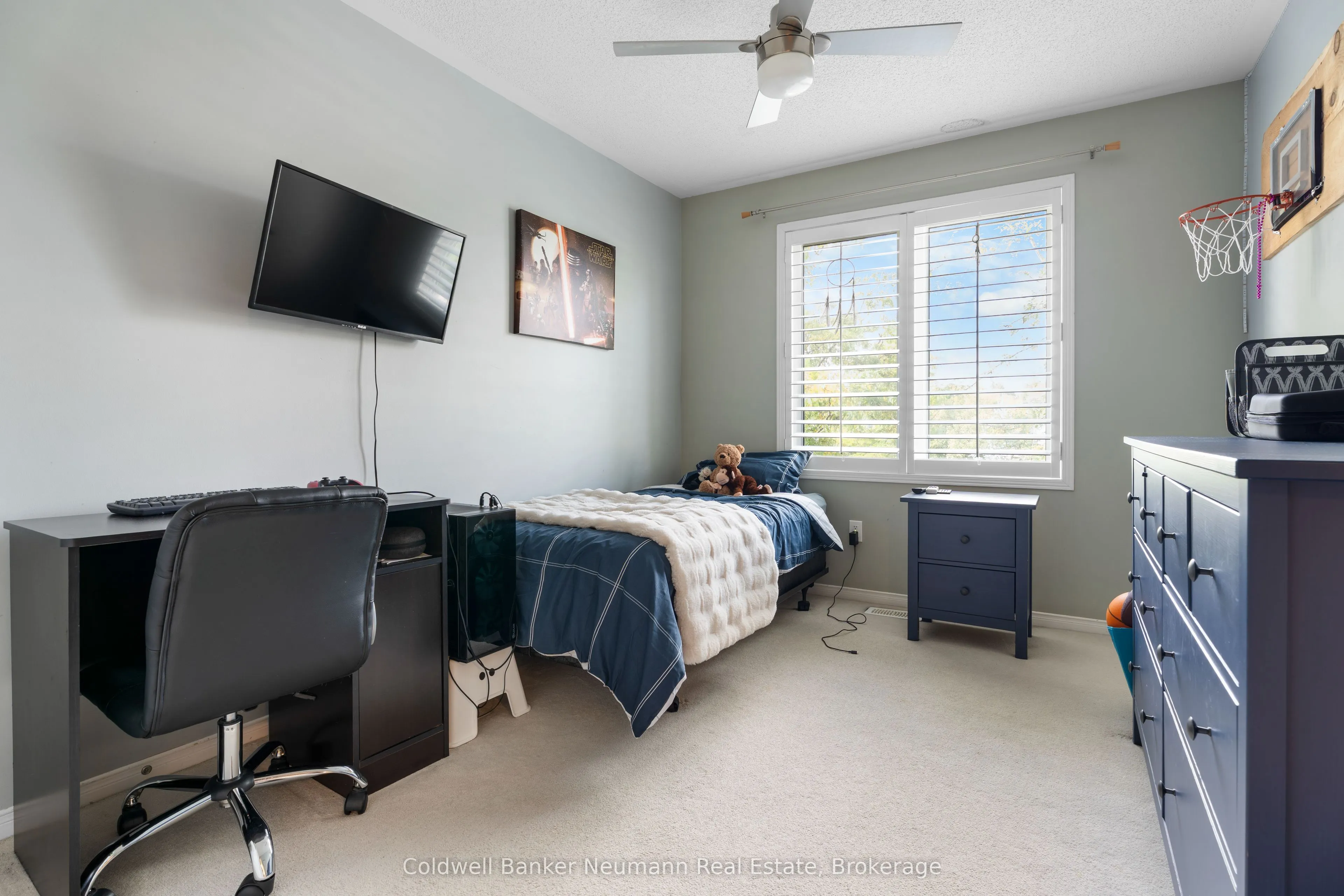 1035 Victoria Road S, #71