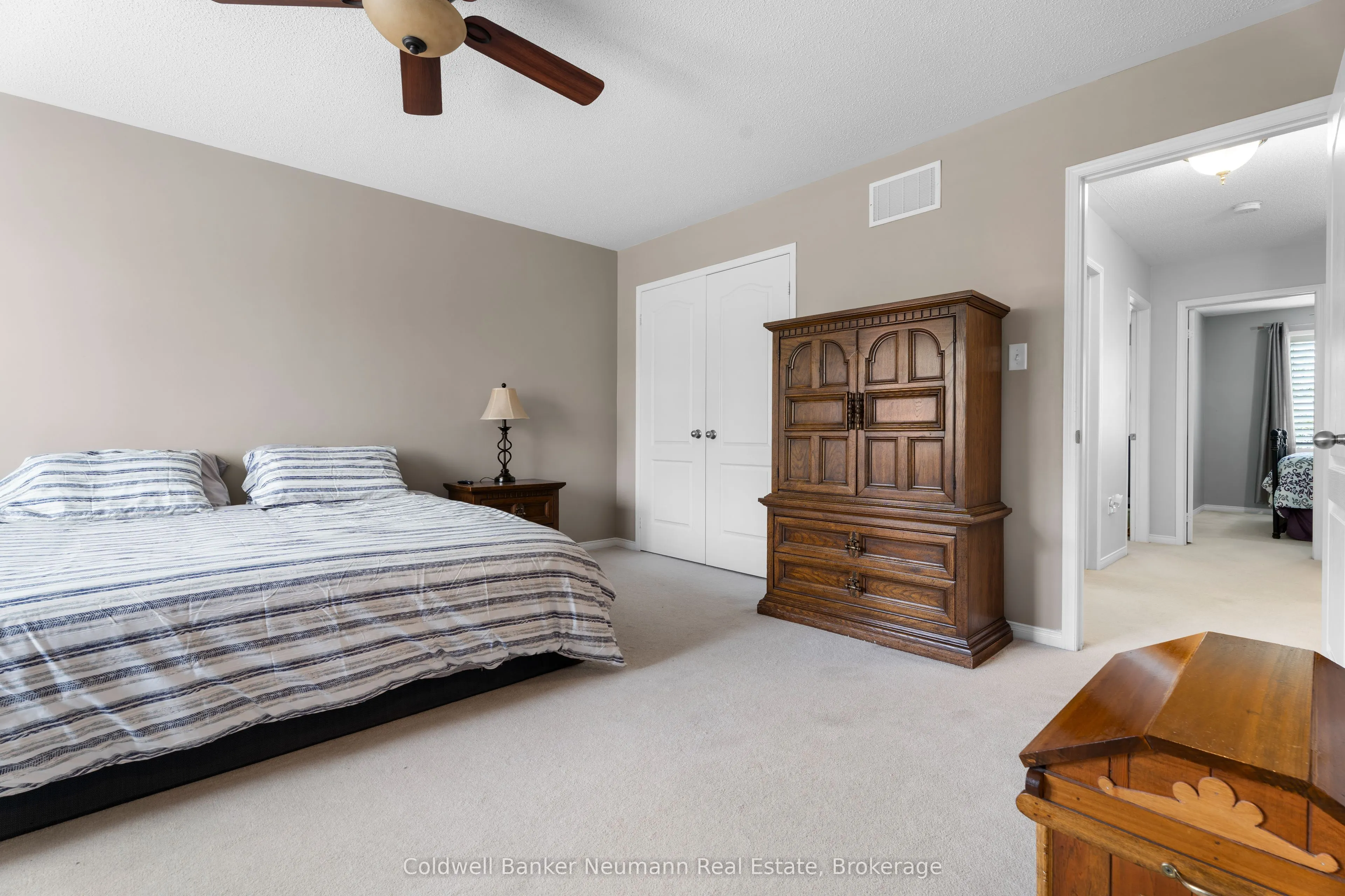 1035 Victoria Road S, #71