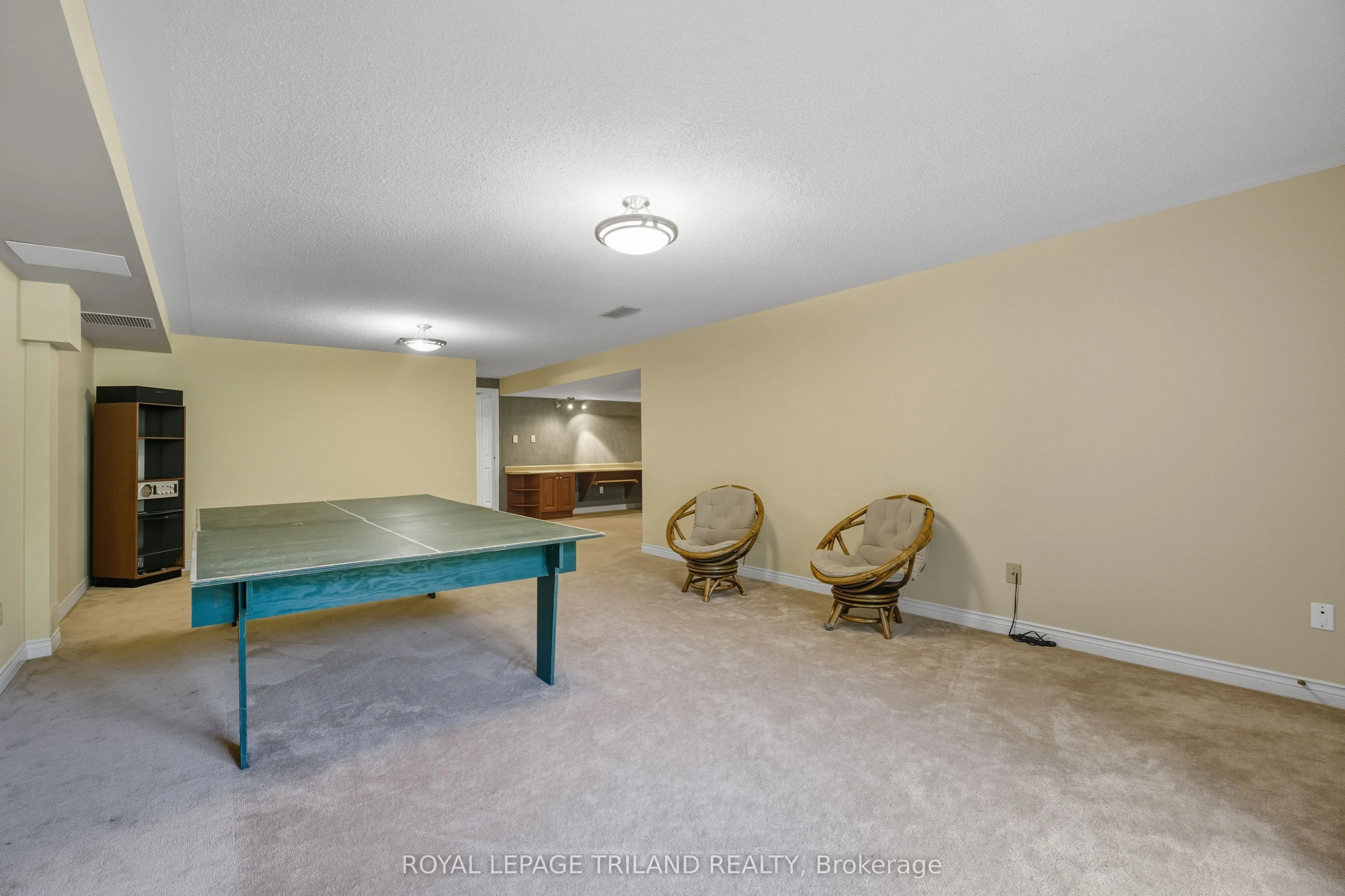 60 Rosecliffe Crescent, #16