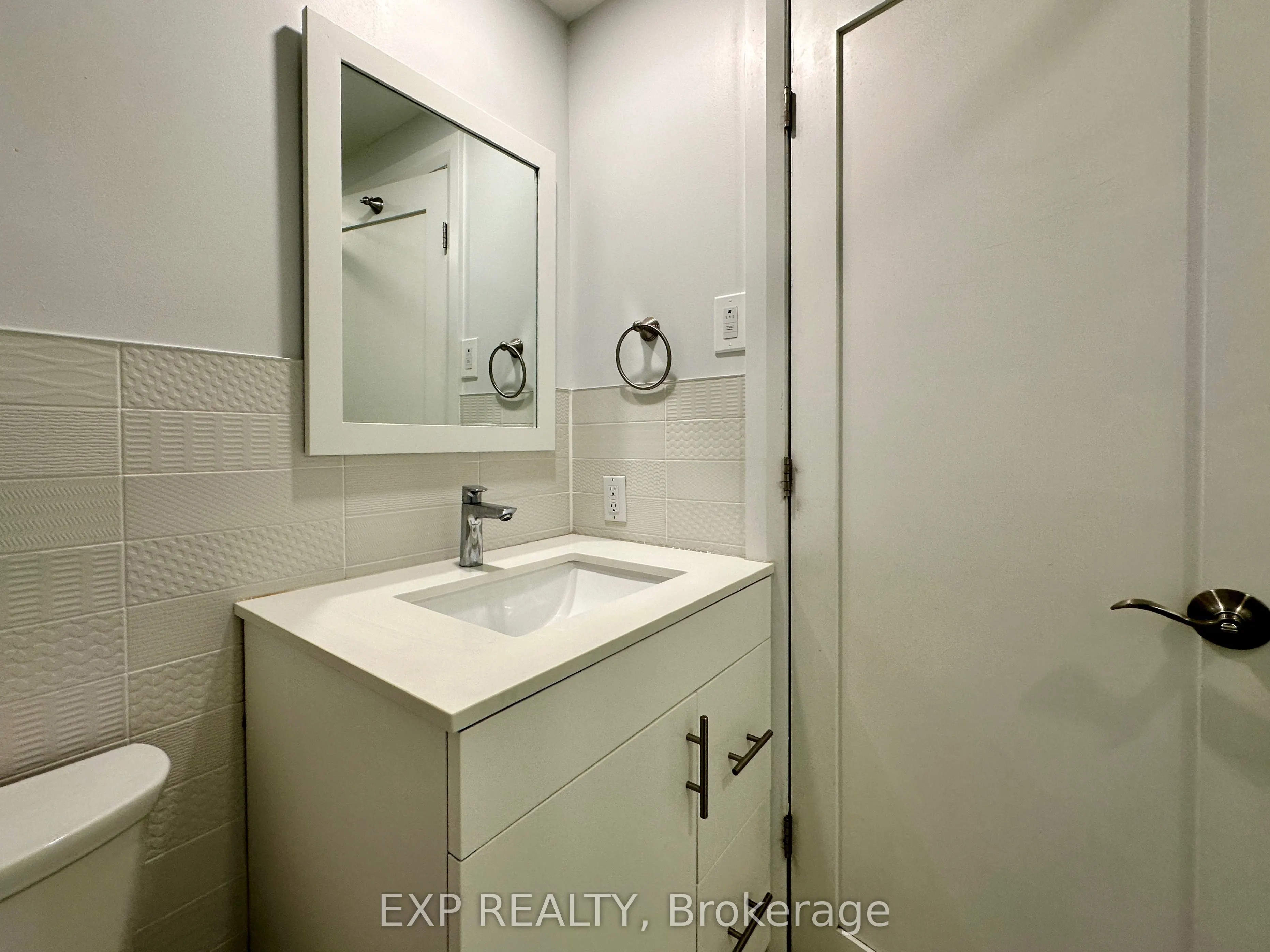 33 Maple Grove Road, #100