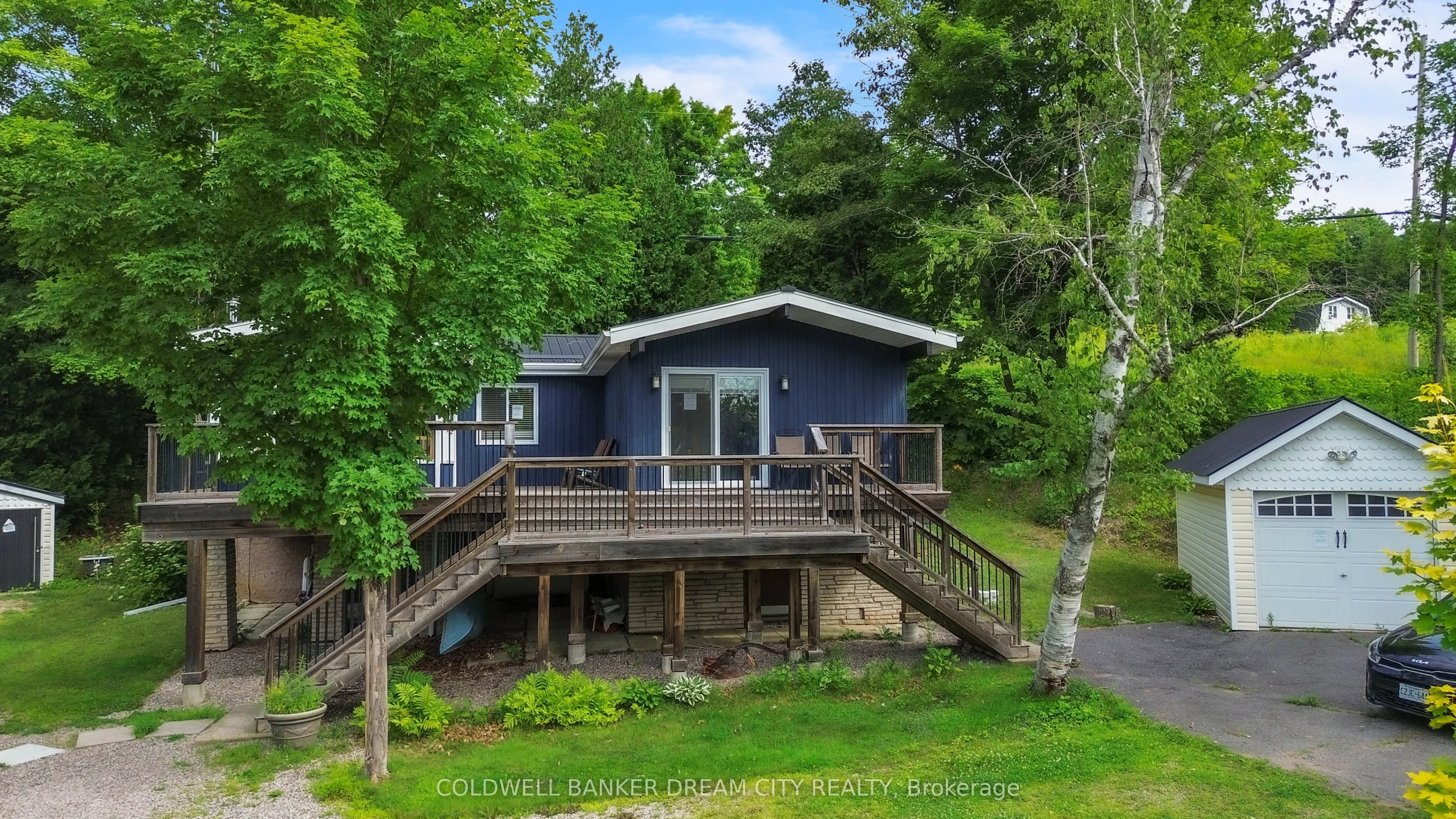 1004A ALMOND Lane