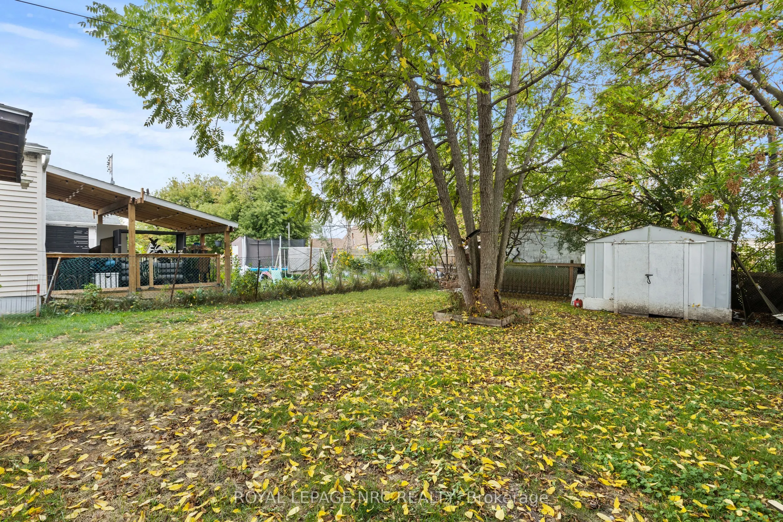 5261 Buchanan Avenue