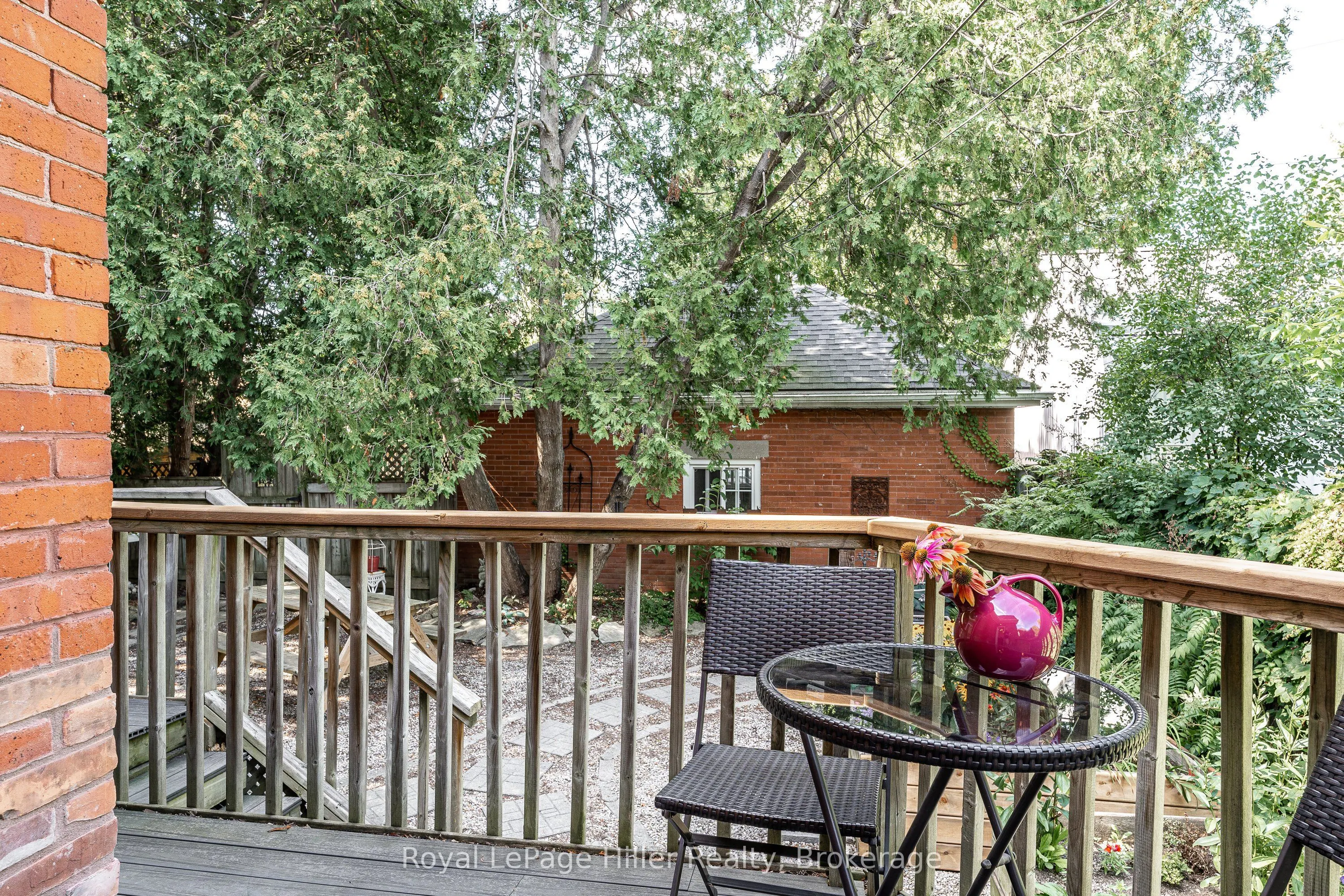 180 Elizabeth Street