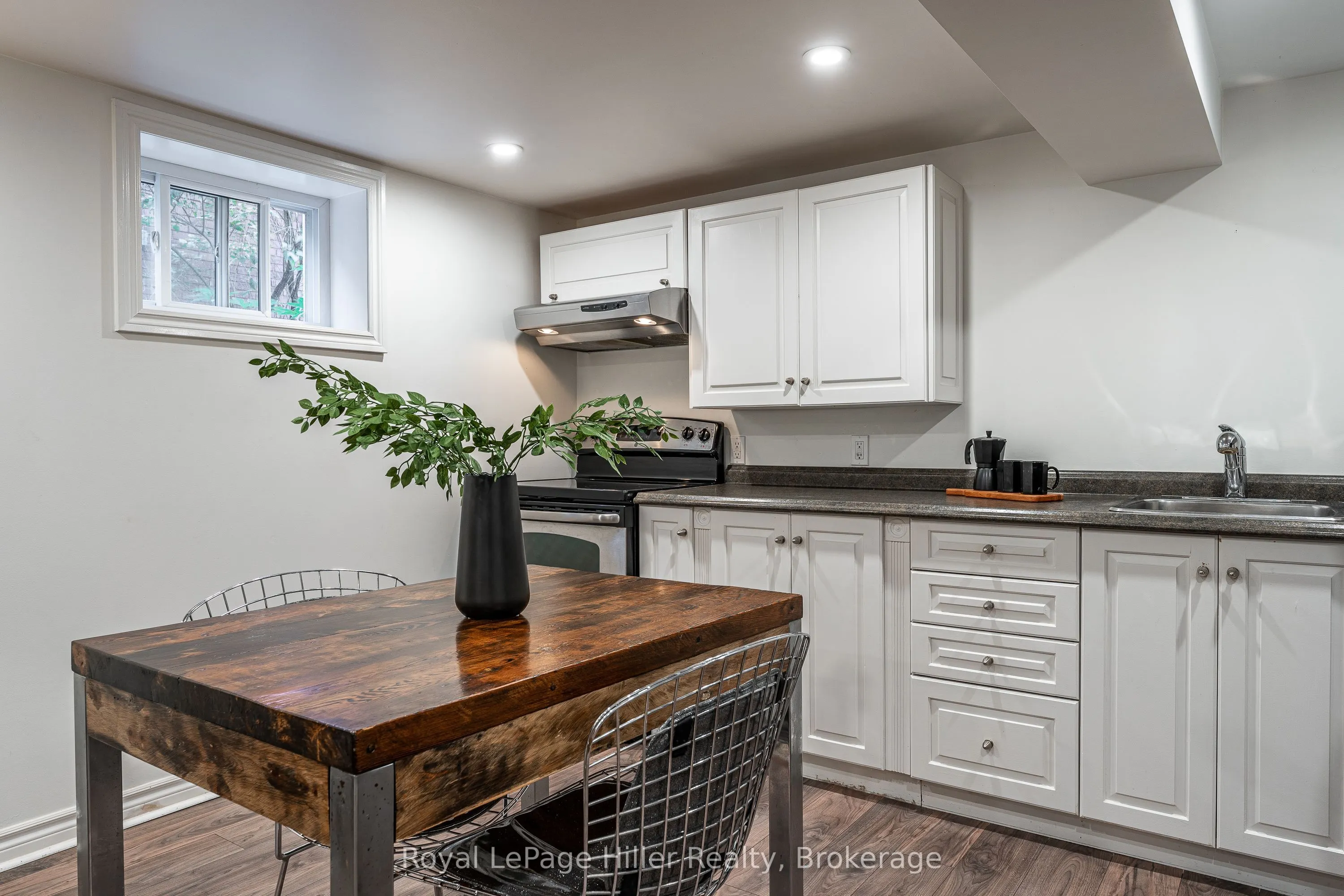 180 Elizabeth Street