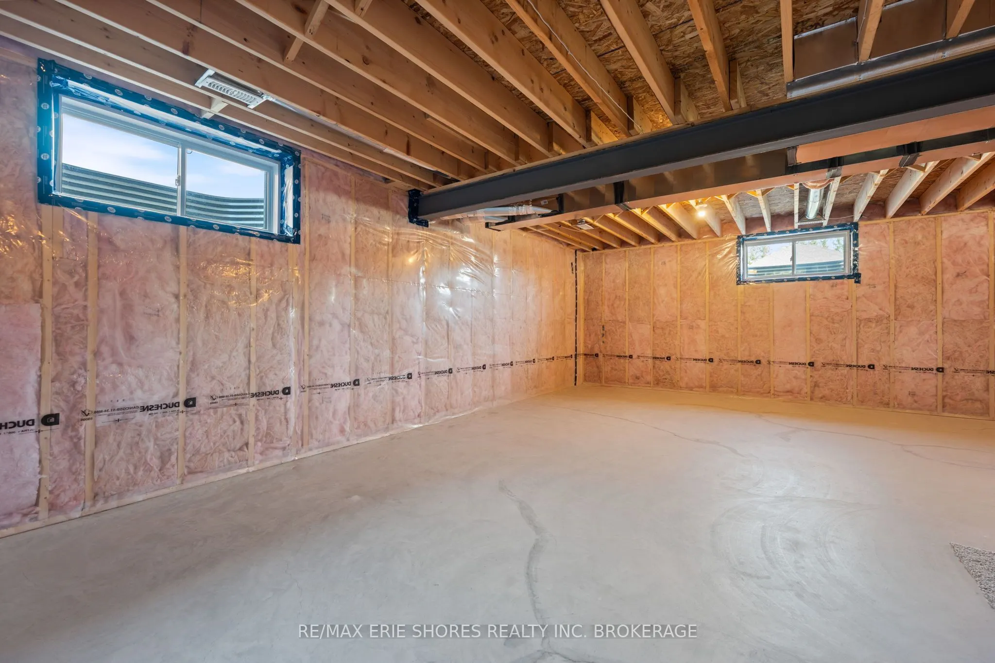 1 Peachleaf Lane