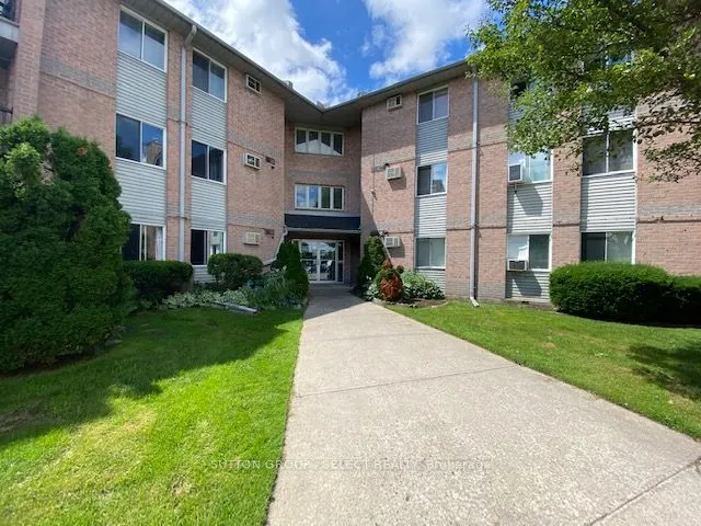 2228 Trafalgar Street, #202