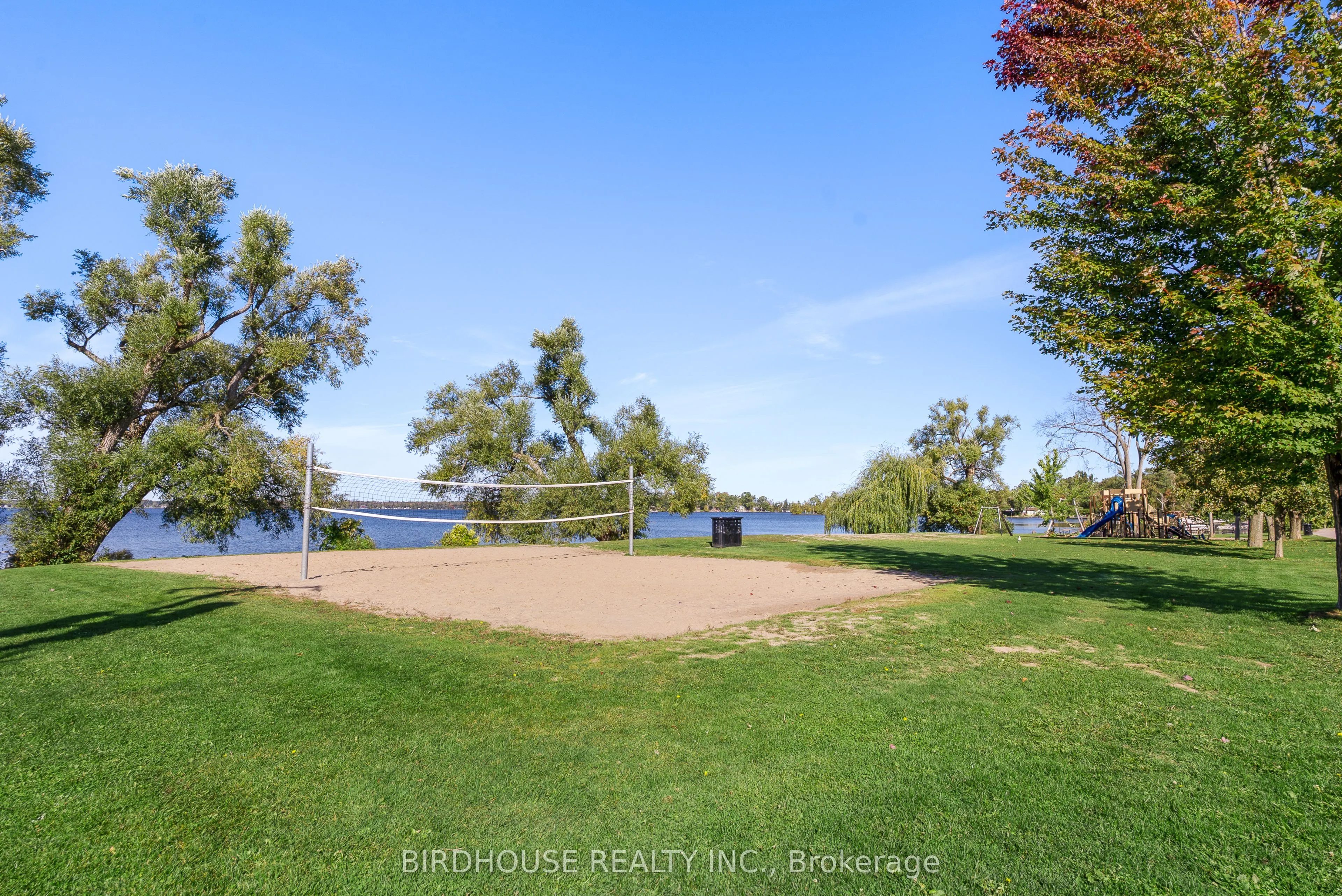 94 Francis Street W, #301