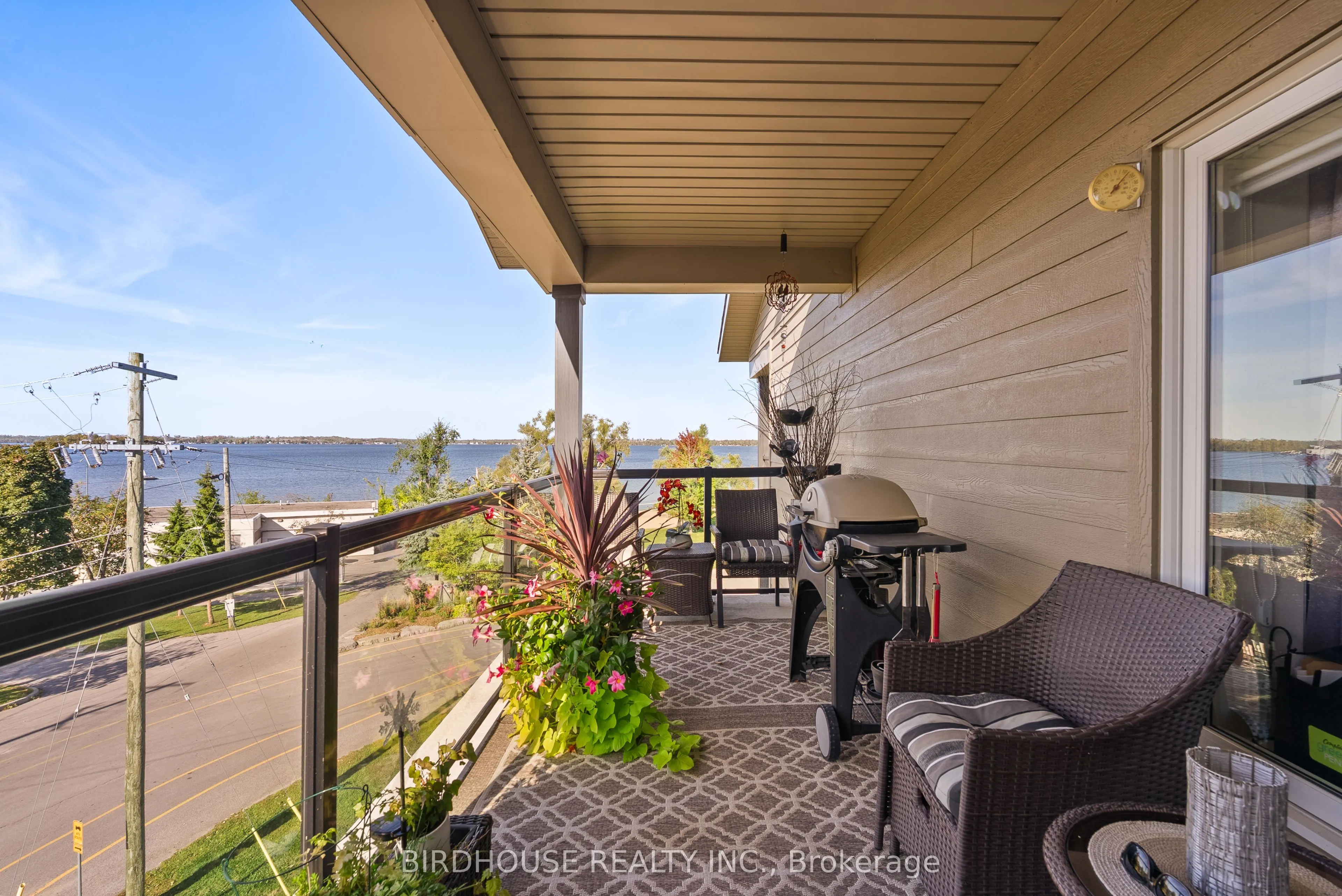 94 Francis Street W, #301