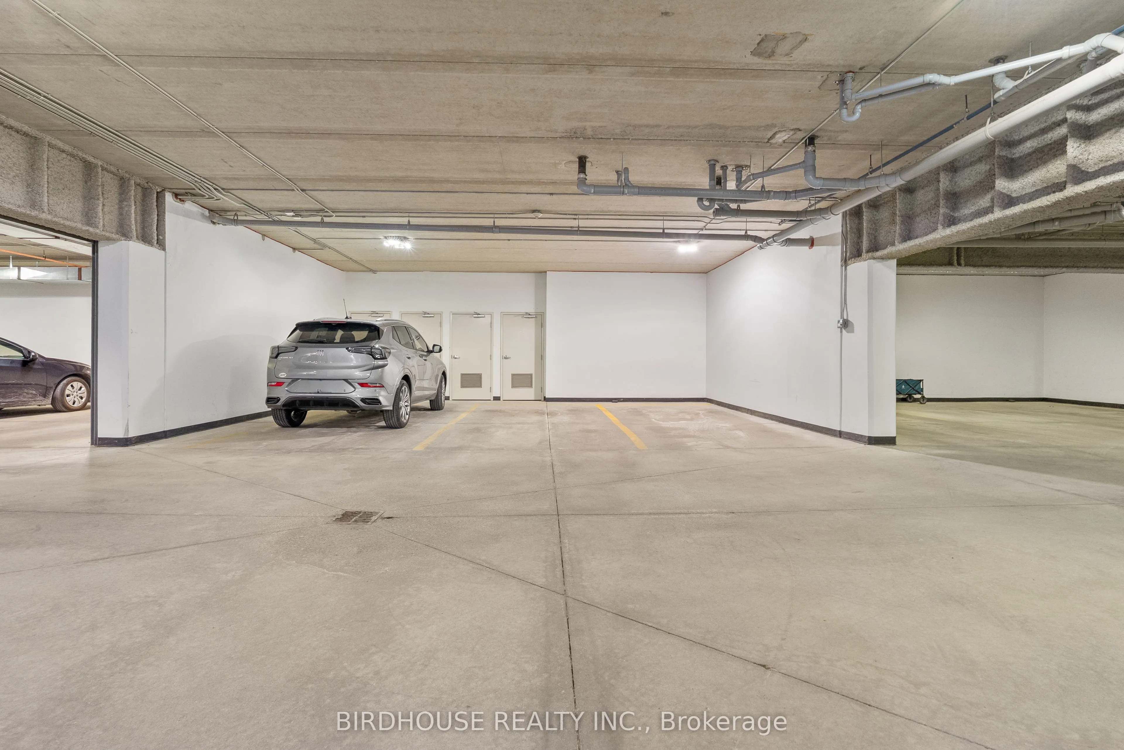 94 Francis Street W, #301