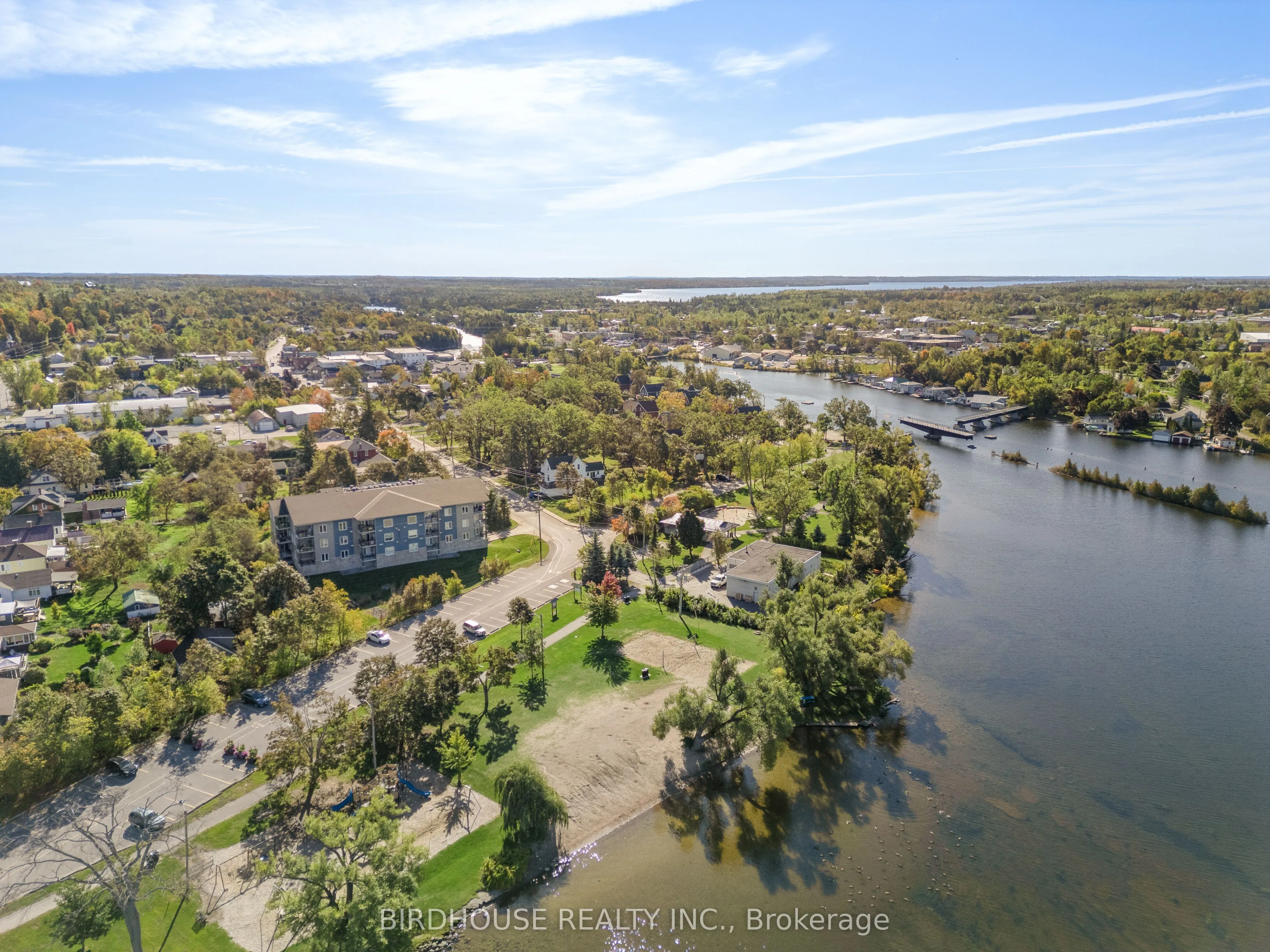 94 Francis Street W, #301