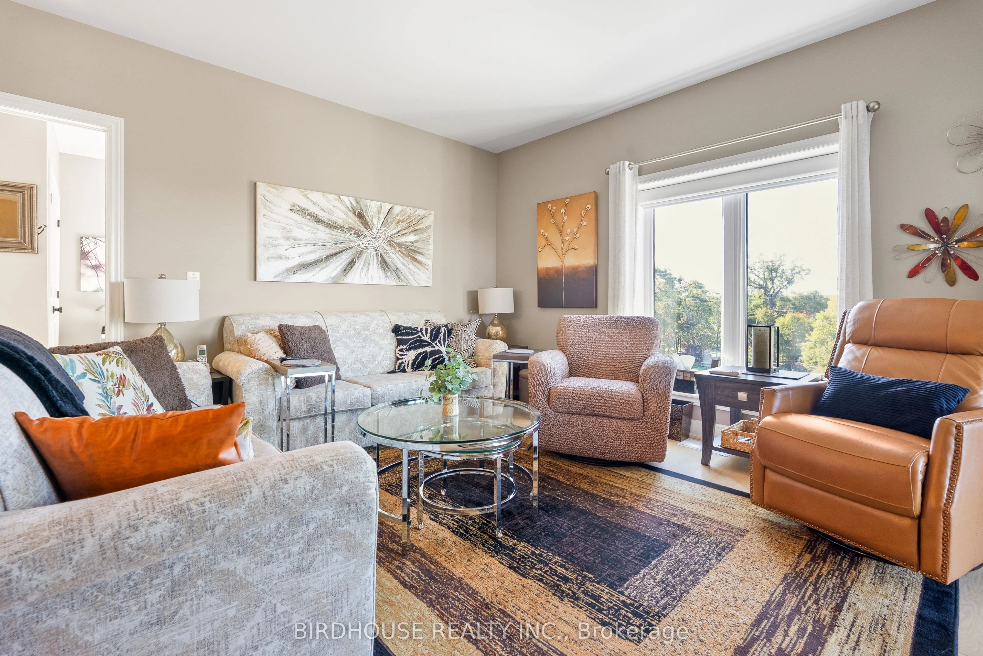 94 Francis Street W, #301