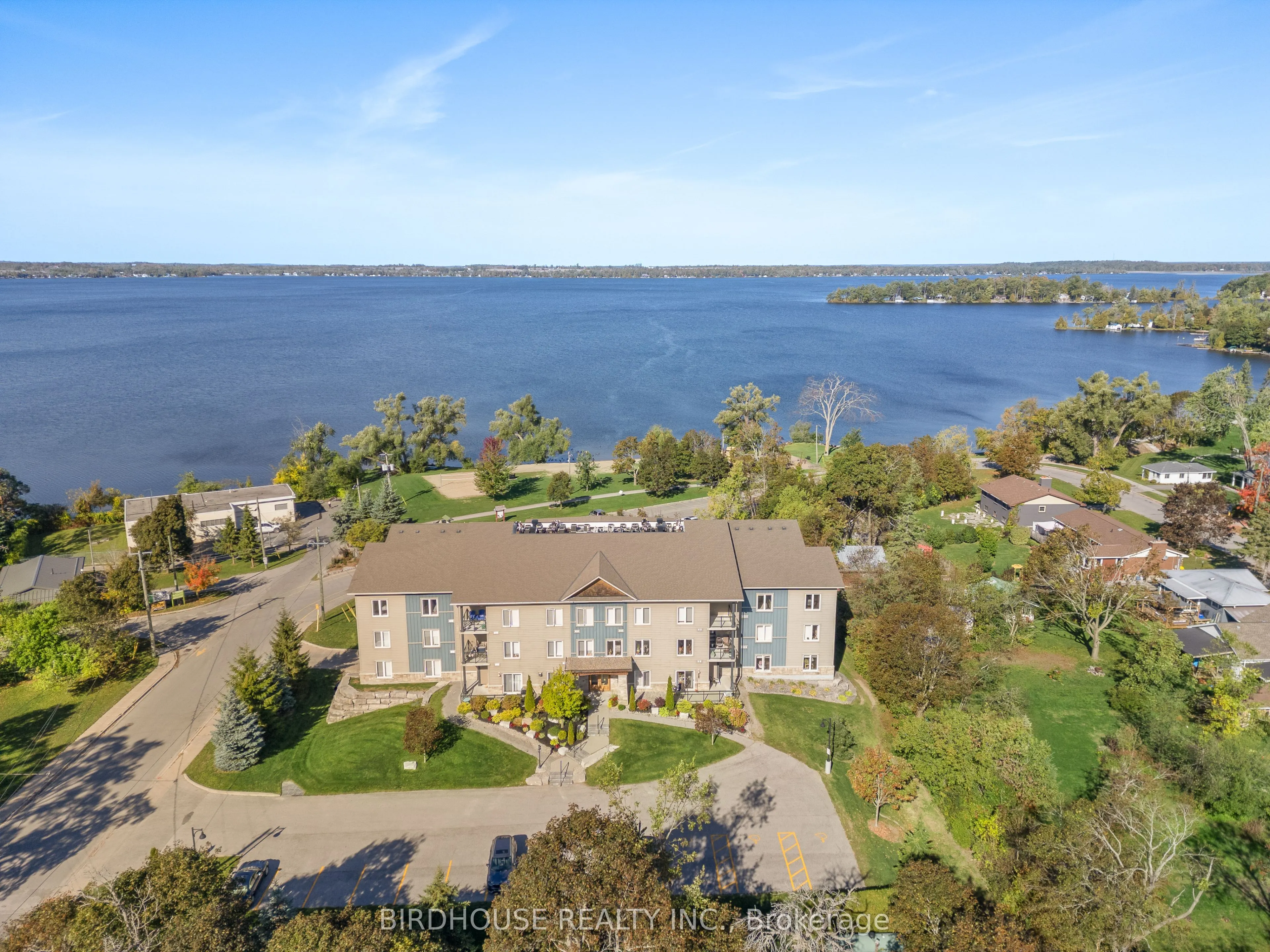 94 Francis Street W, #301
