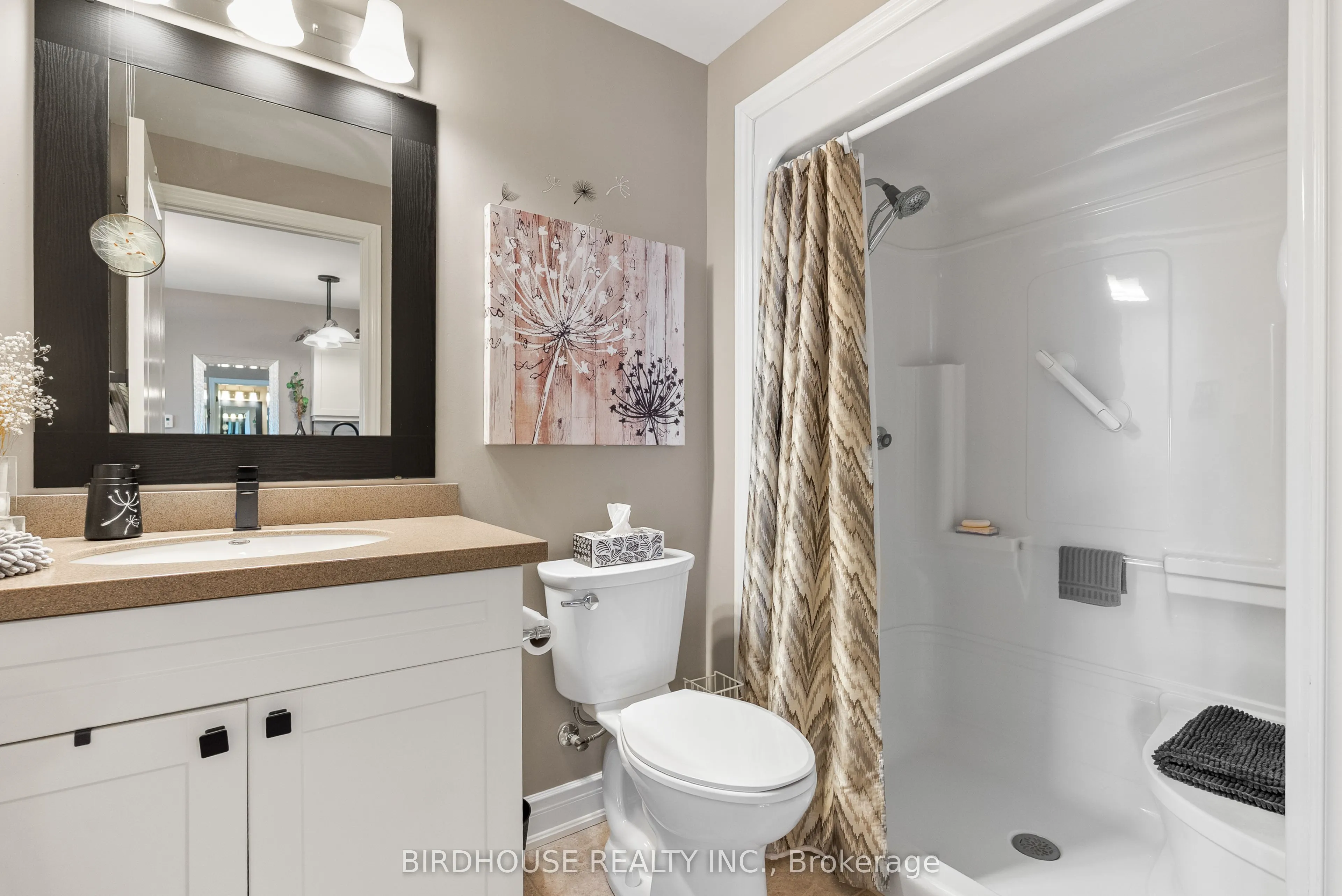 94 Francis Street W, #301